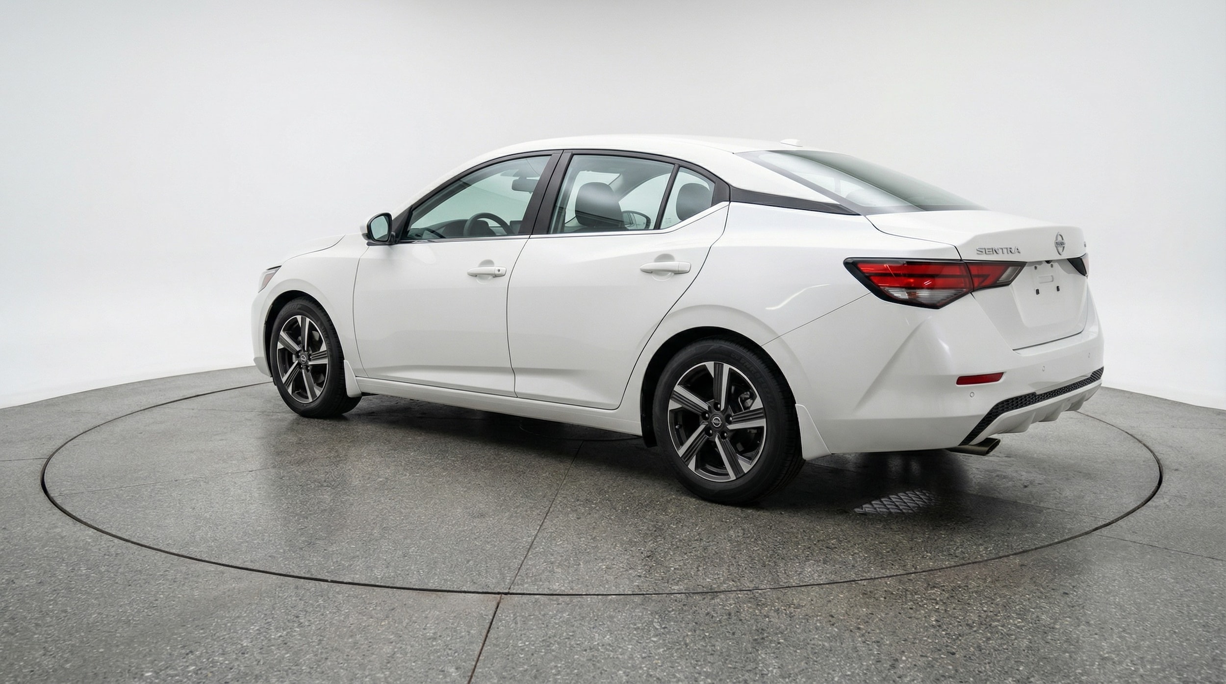 Thumbnail: 2025 Nissan Sentra - 5