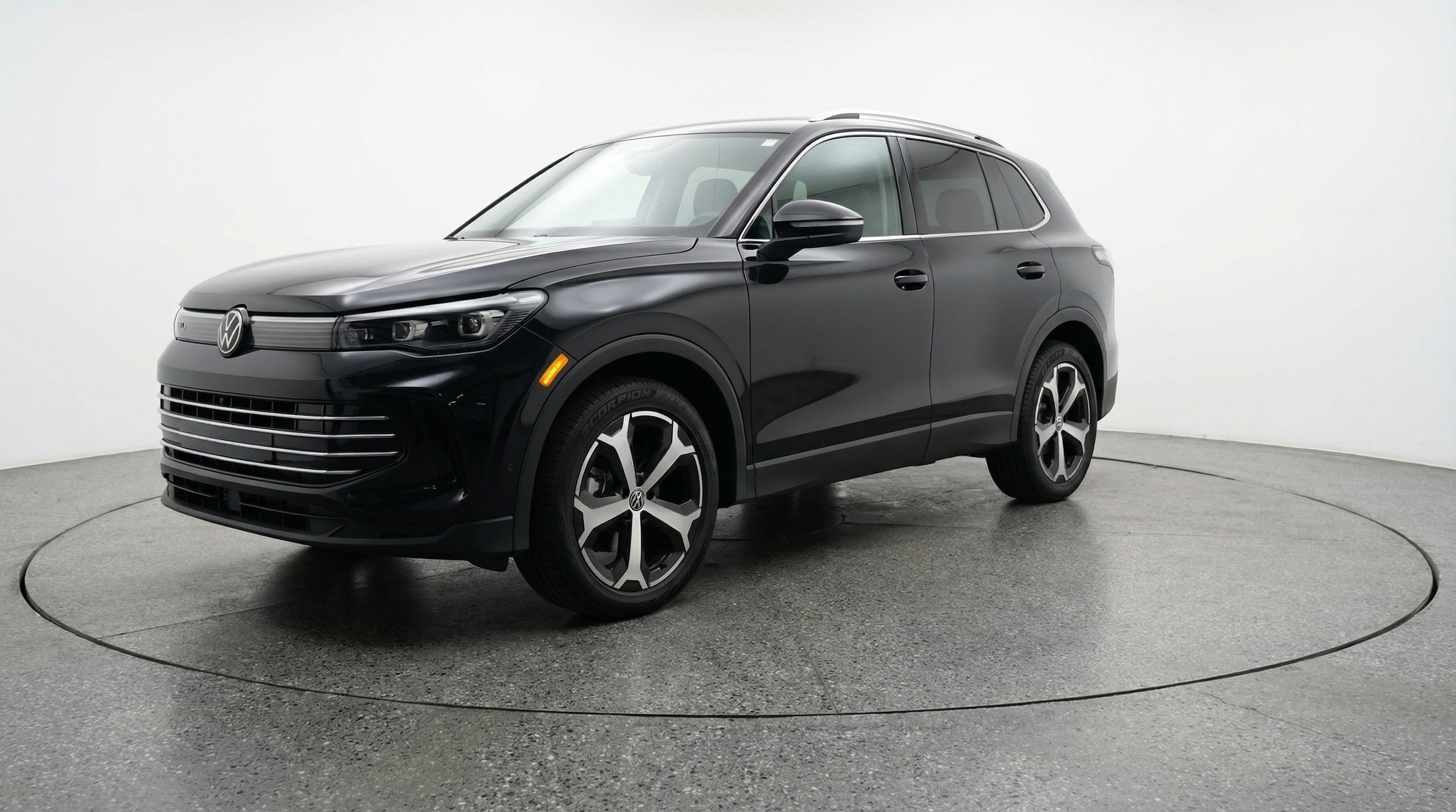 Thumbnail: 2026 Volkswagen Tiguan - 3