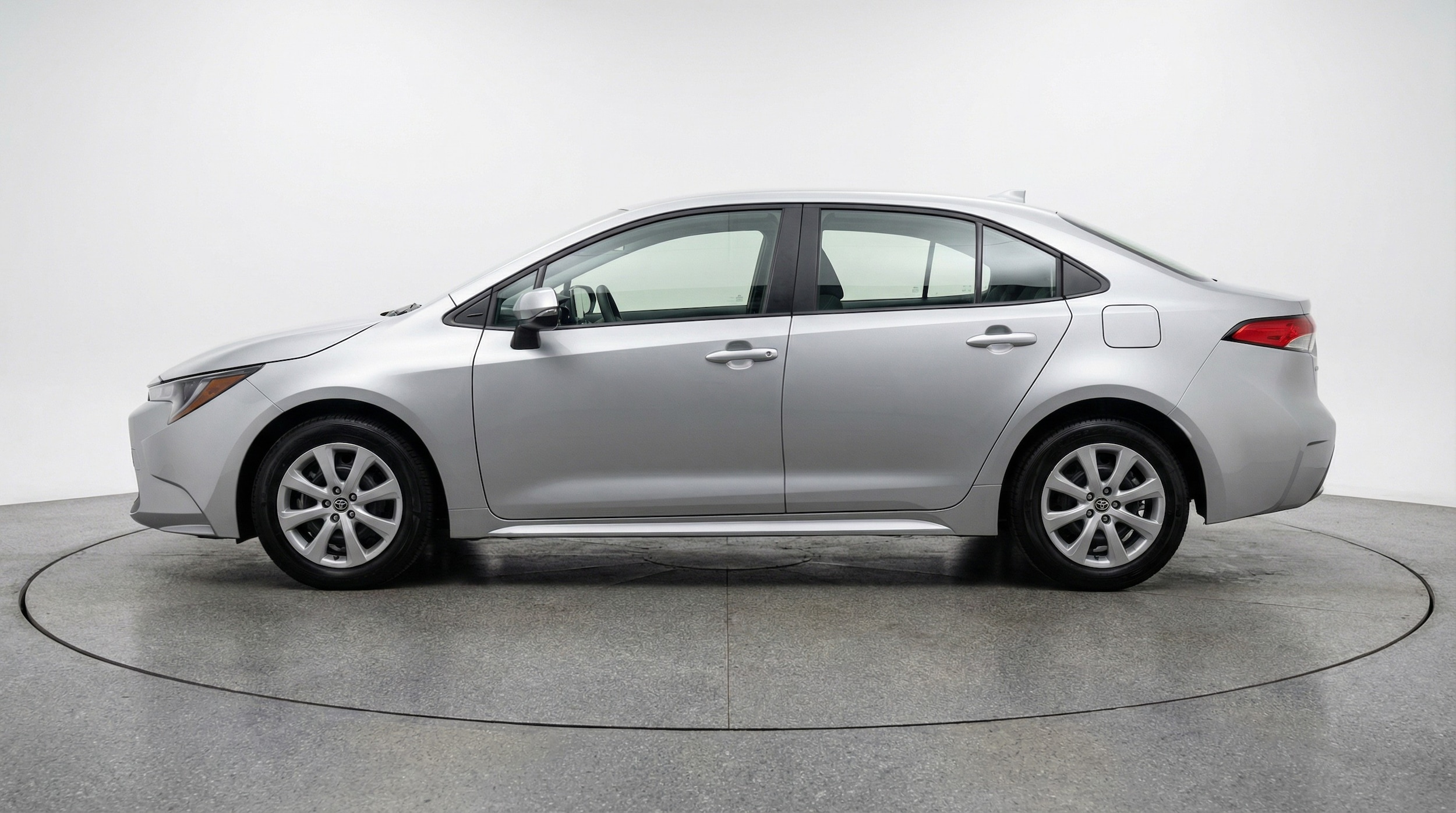 Thumbnail: 2025 Toyota Corolla - 4