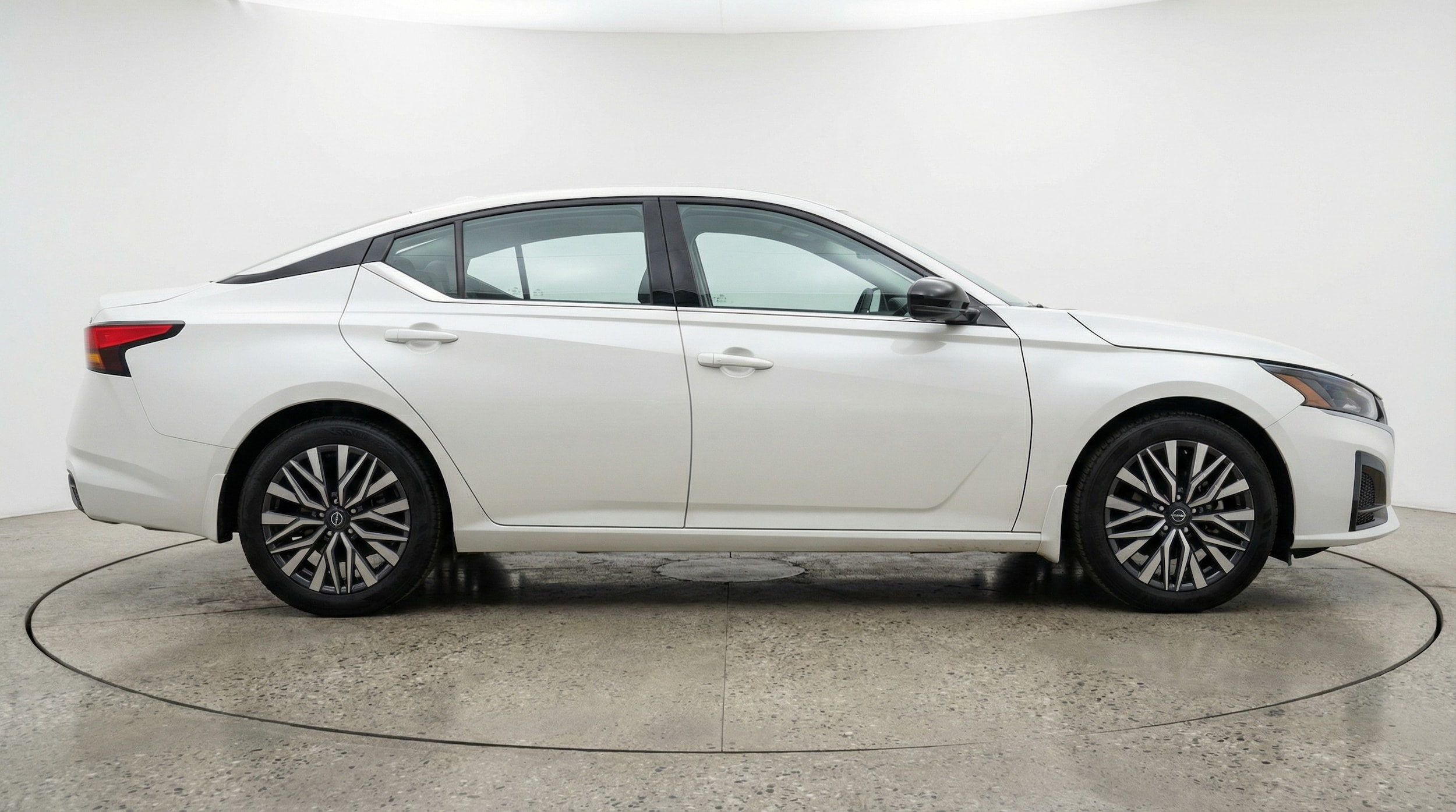 Thumbnail: 2025 Nissan Altima - 8