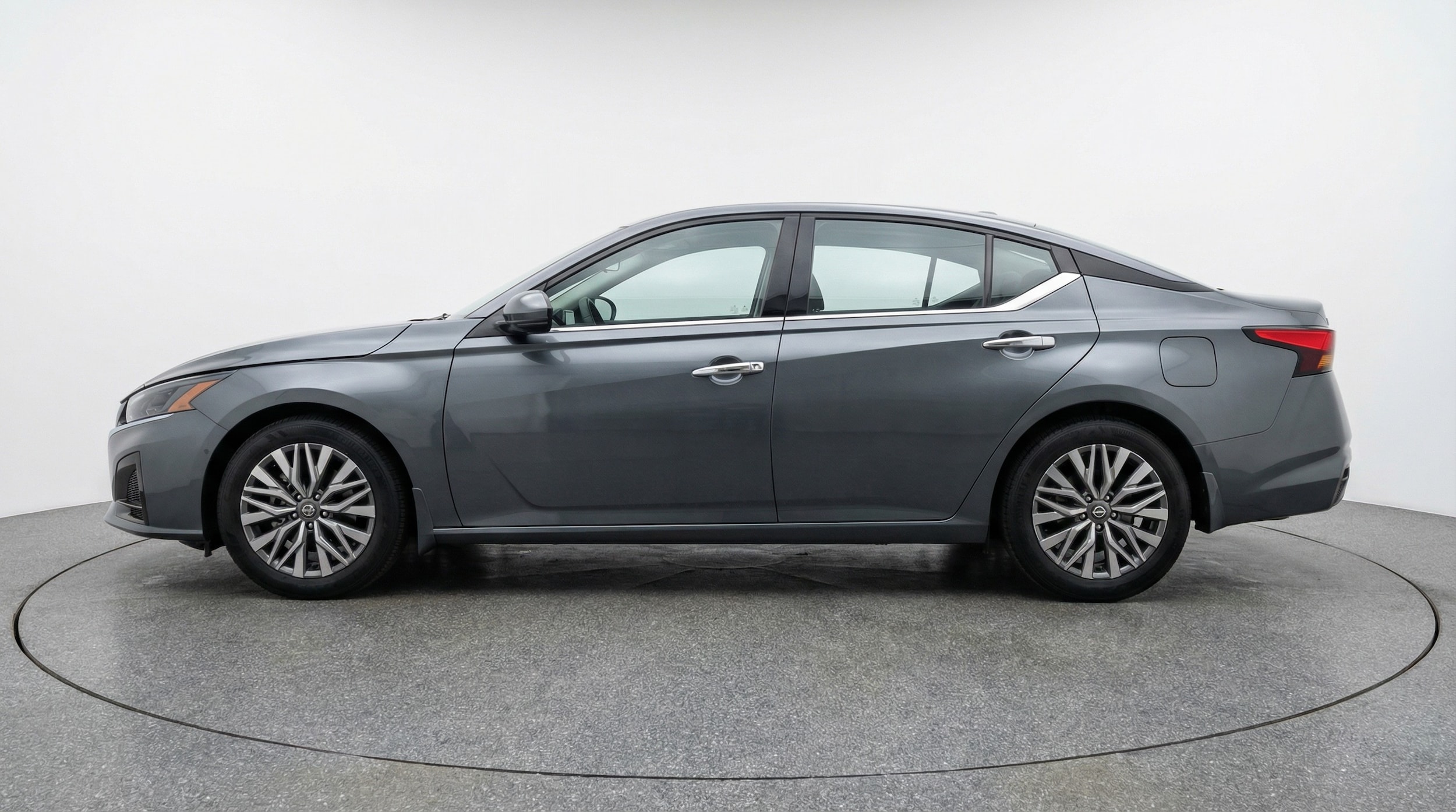 Thumbnail: 2025 Nissan Altima - 4