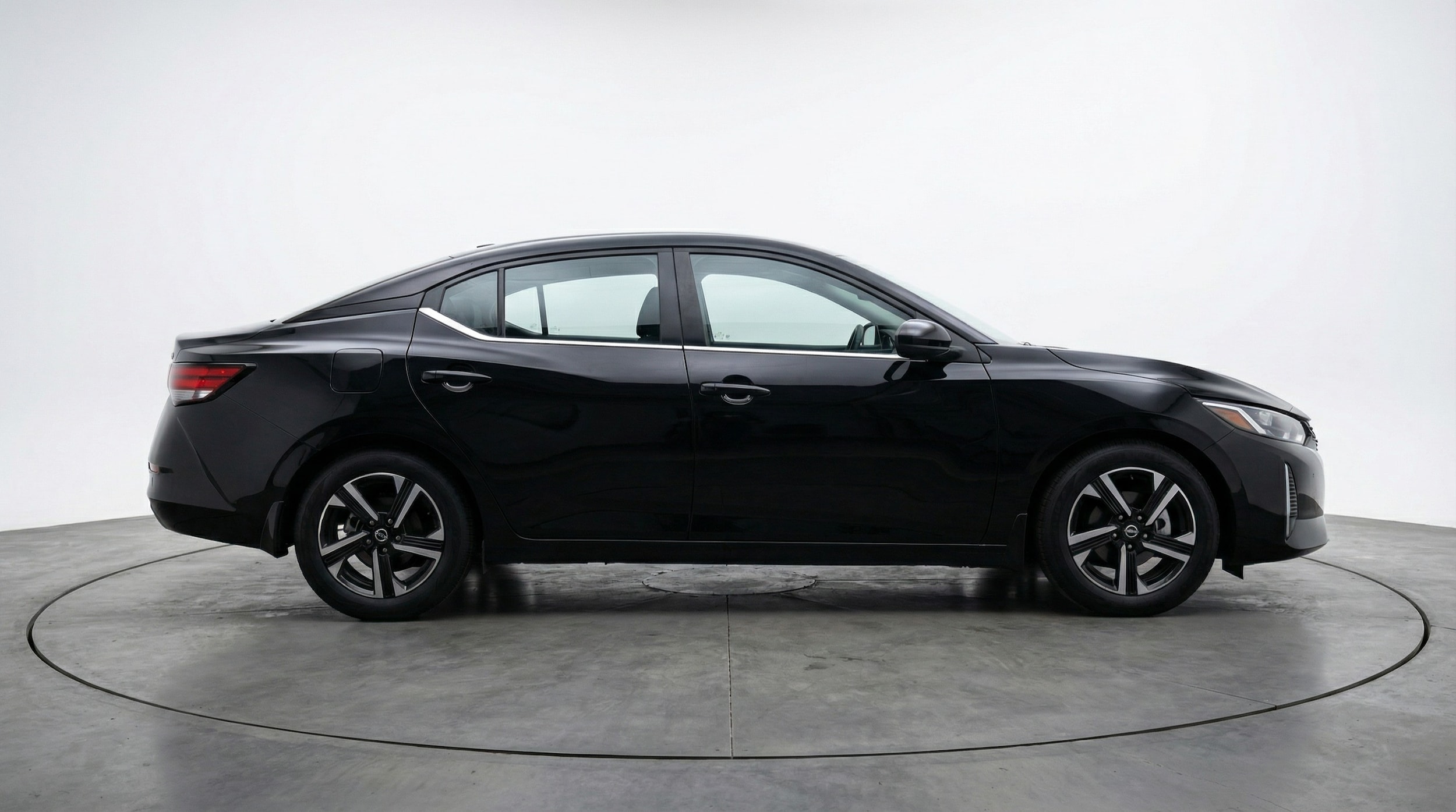 Thumbnail: 2025 Nissan Sentra - 8
