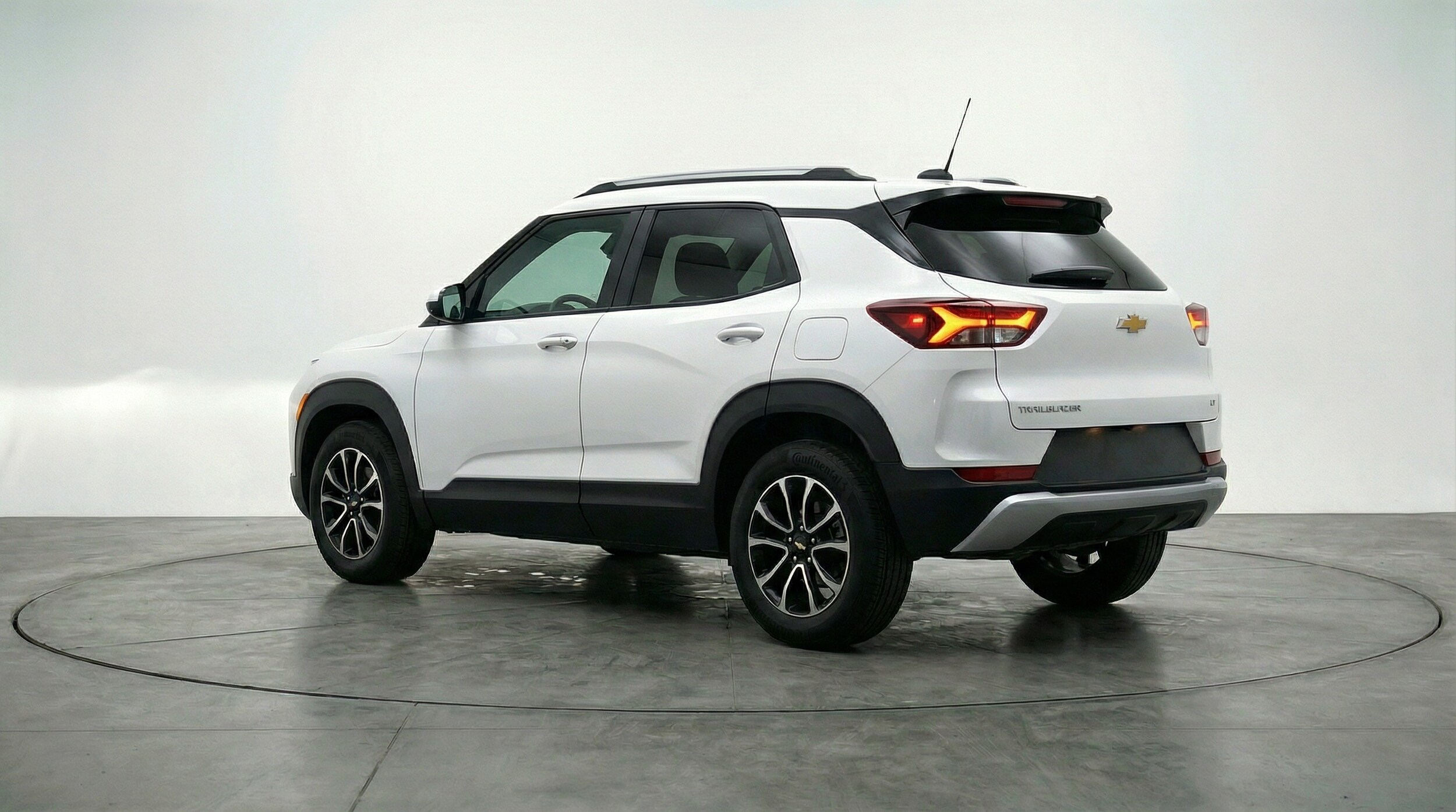 Thumbnail: 2025 Chevrolet TrailBlazer - 5