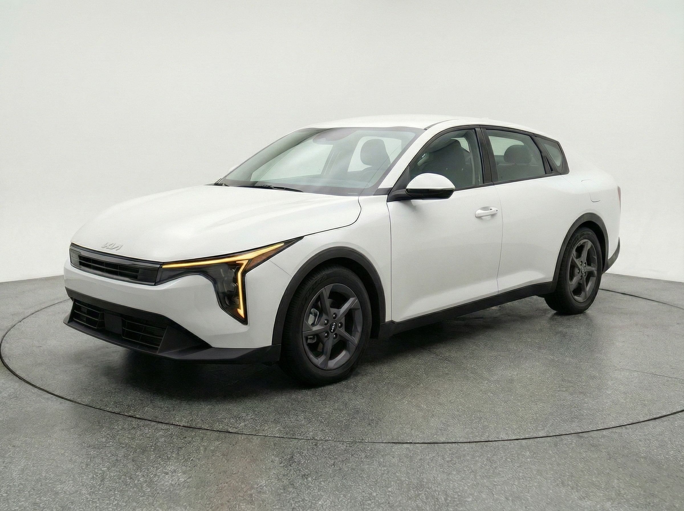 Thumbnail: 2025 Kia K4 - 3