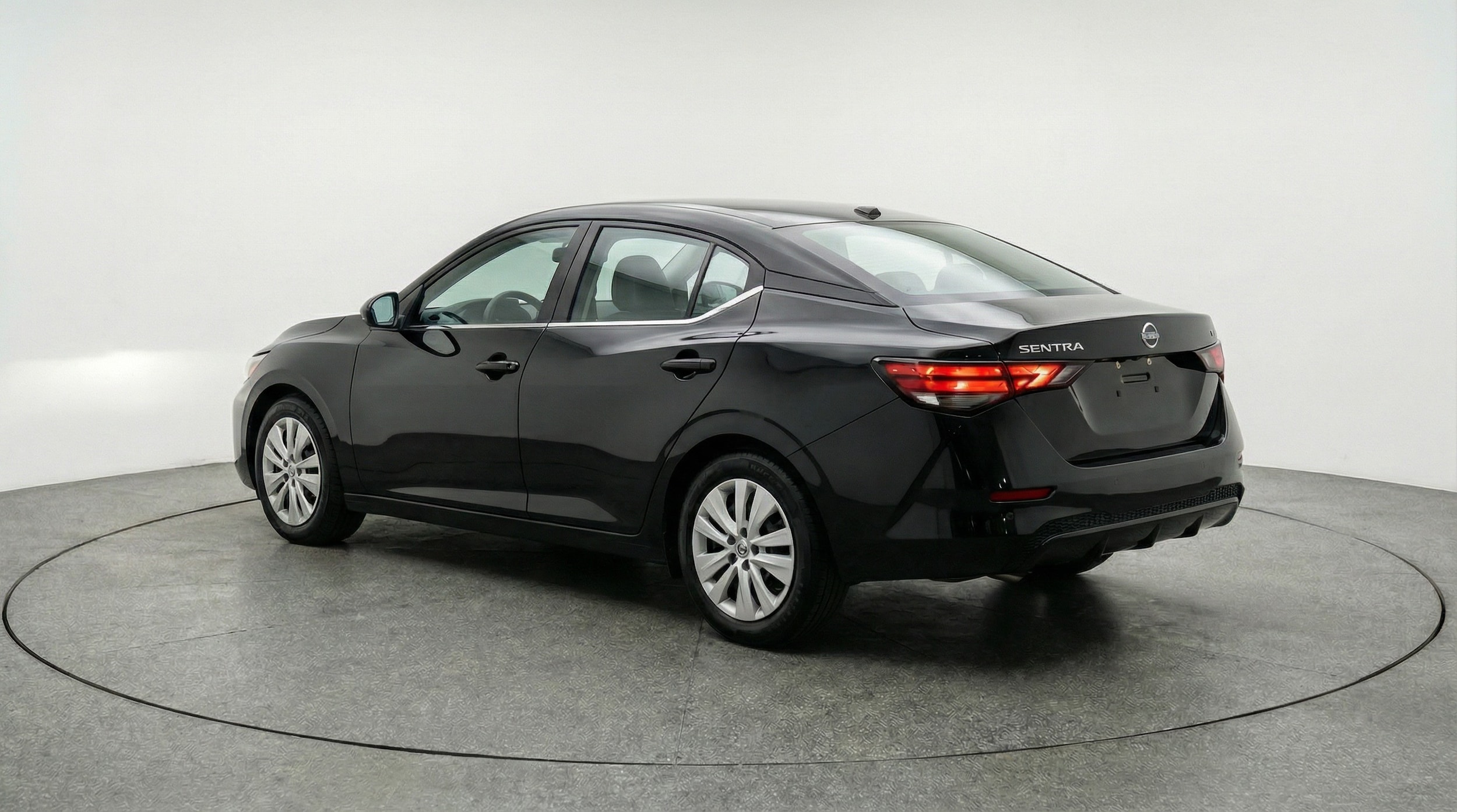 Thumbnail: 2025 Nissan Sentra - 5