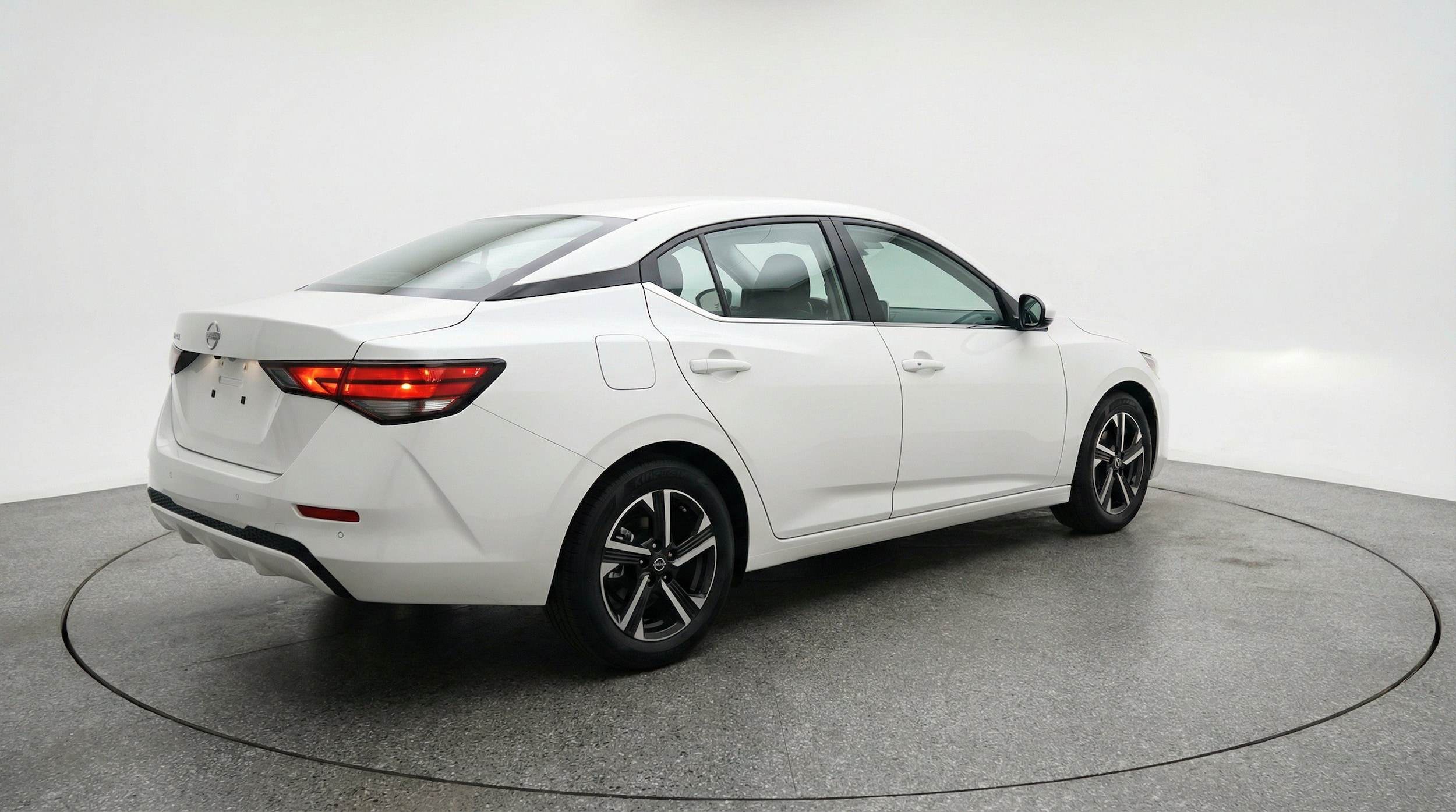 Thumbnail: 2025 Nissan Sentra - 9