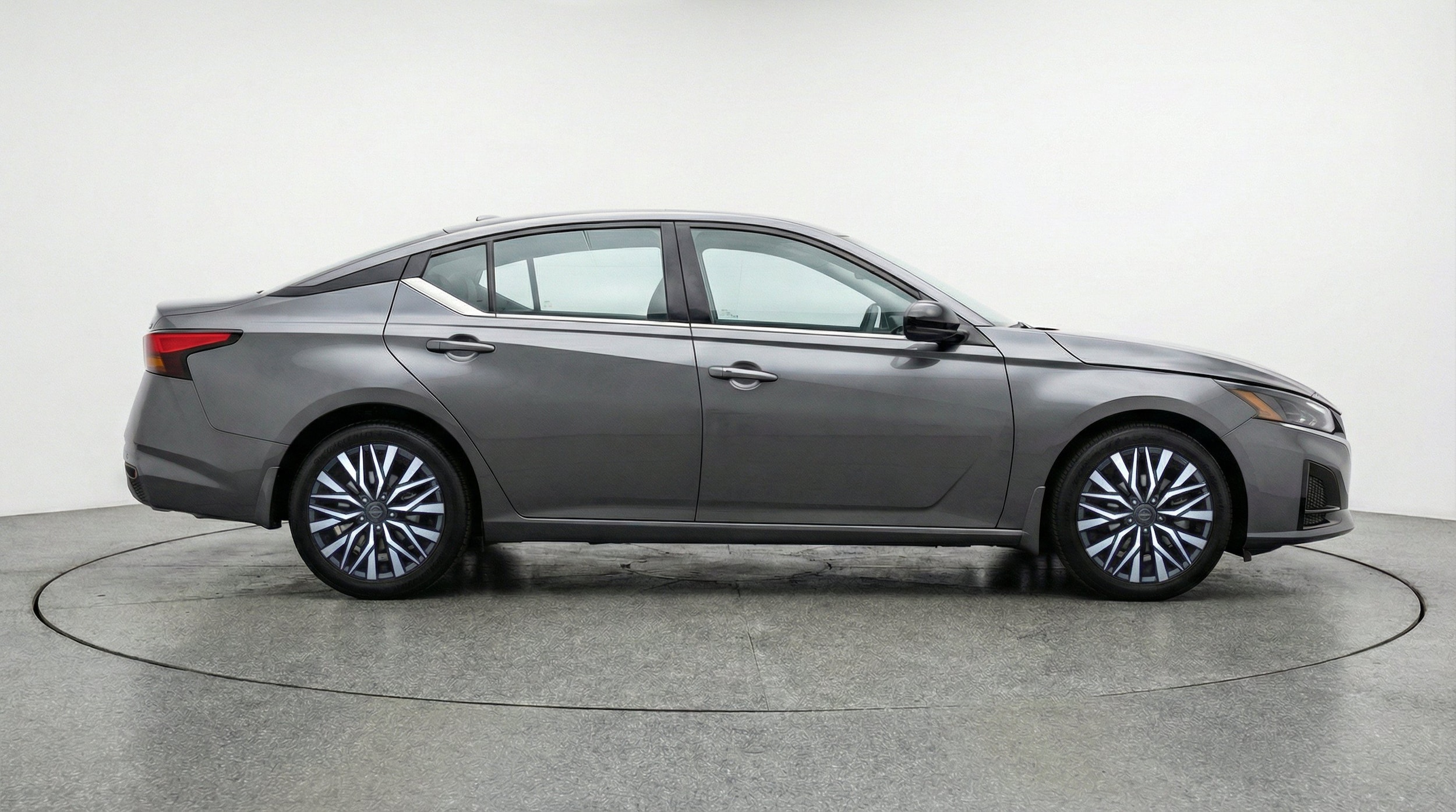 Thumbnail: 2025 Nissan Altima - 11