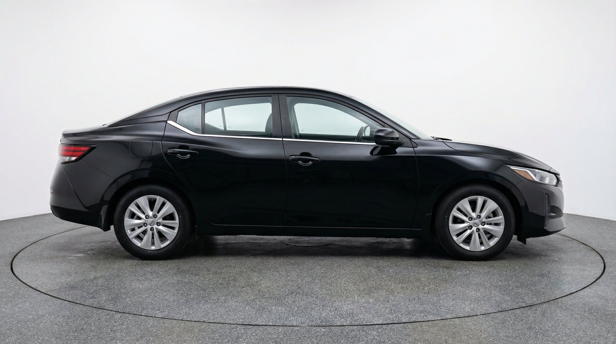 Thumbnail: 2025 Nissan Sentra - 11
