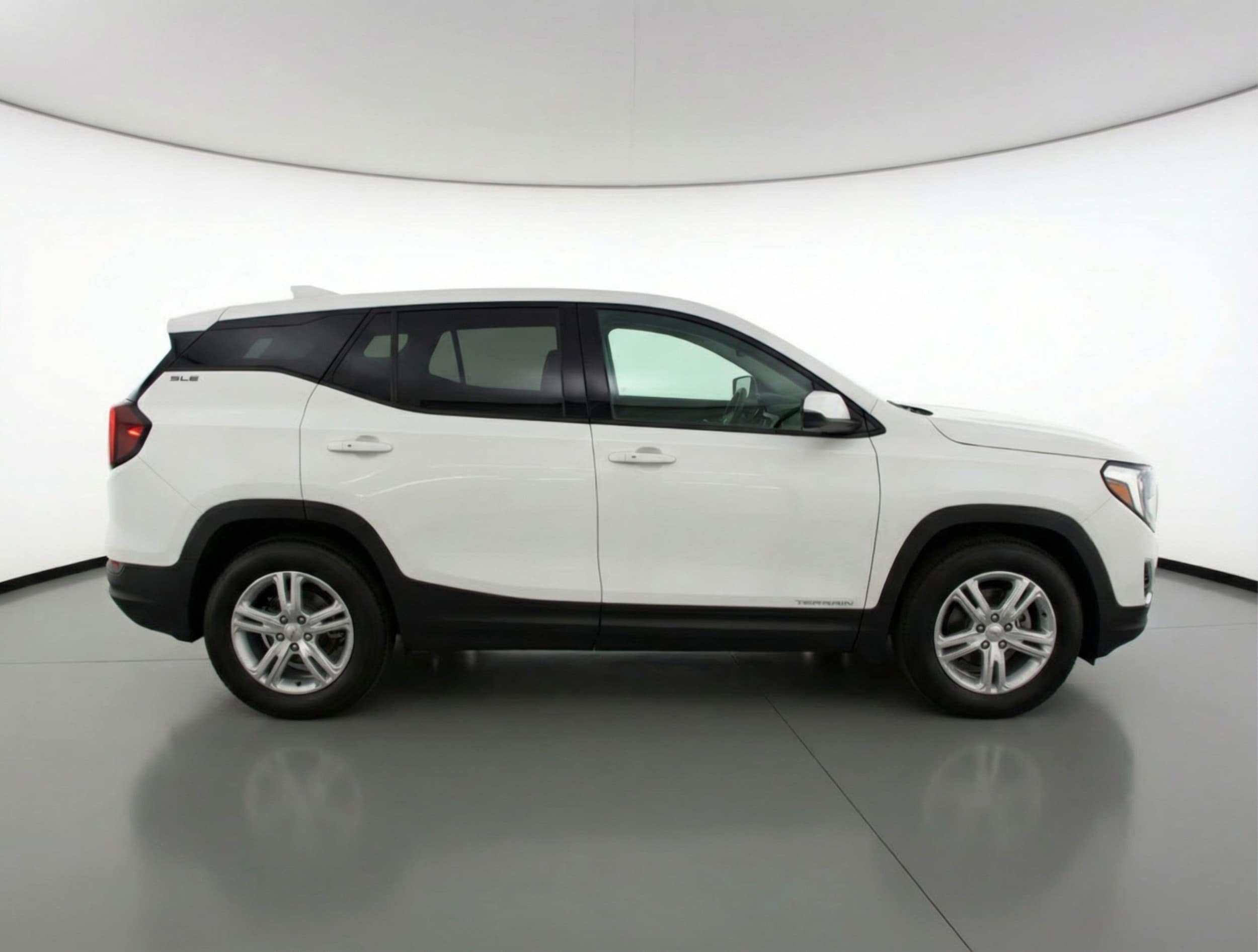 Thumbnail: 2024 GMC Terrain - 8
