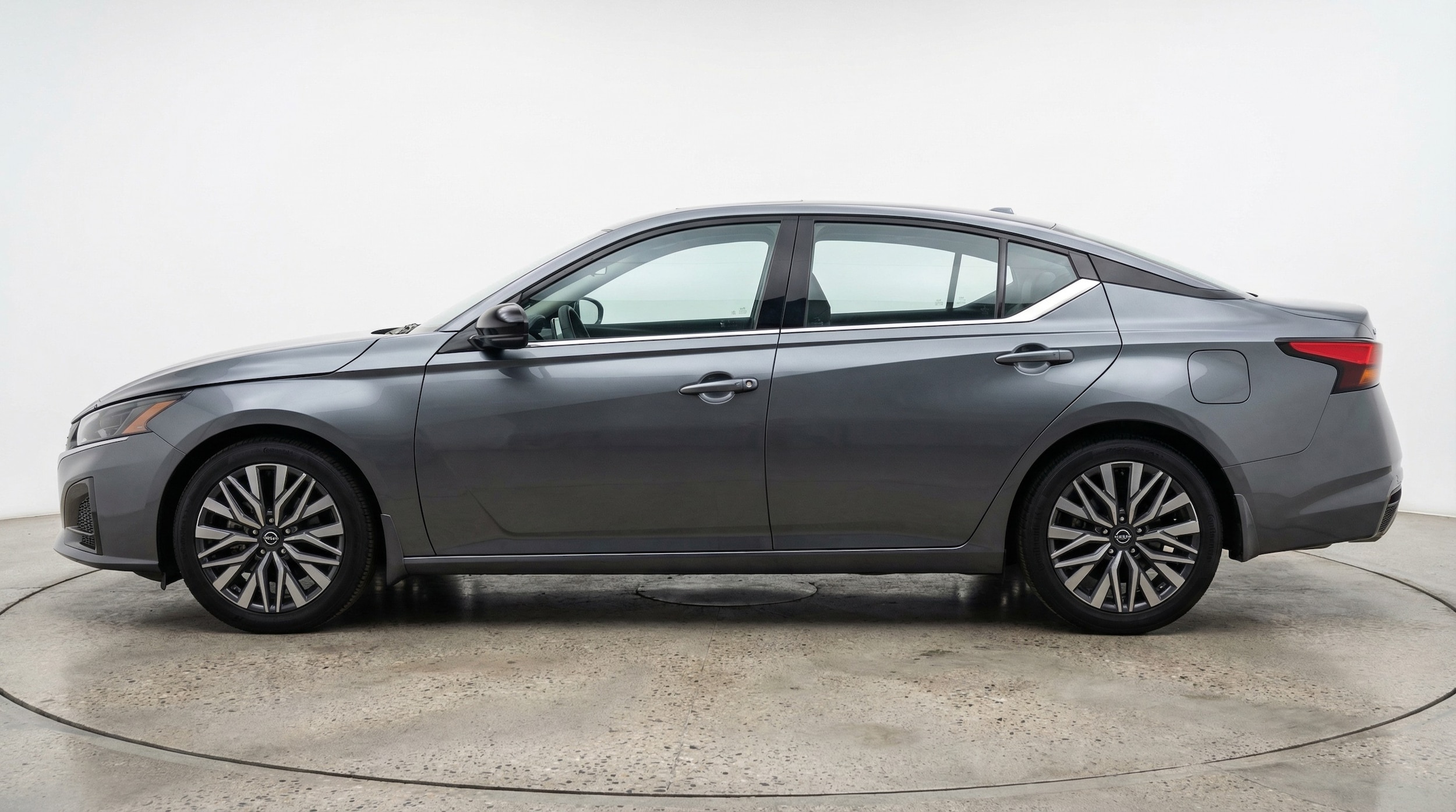Thumbnail: 2025 Nissan Altima - 4