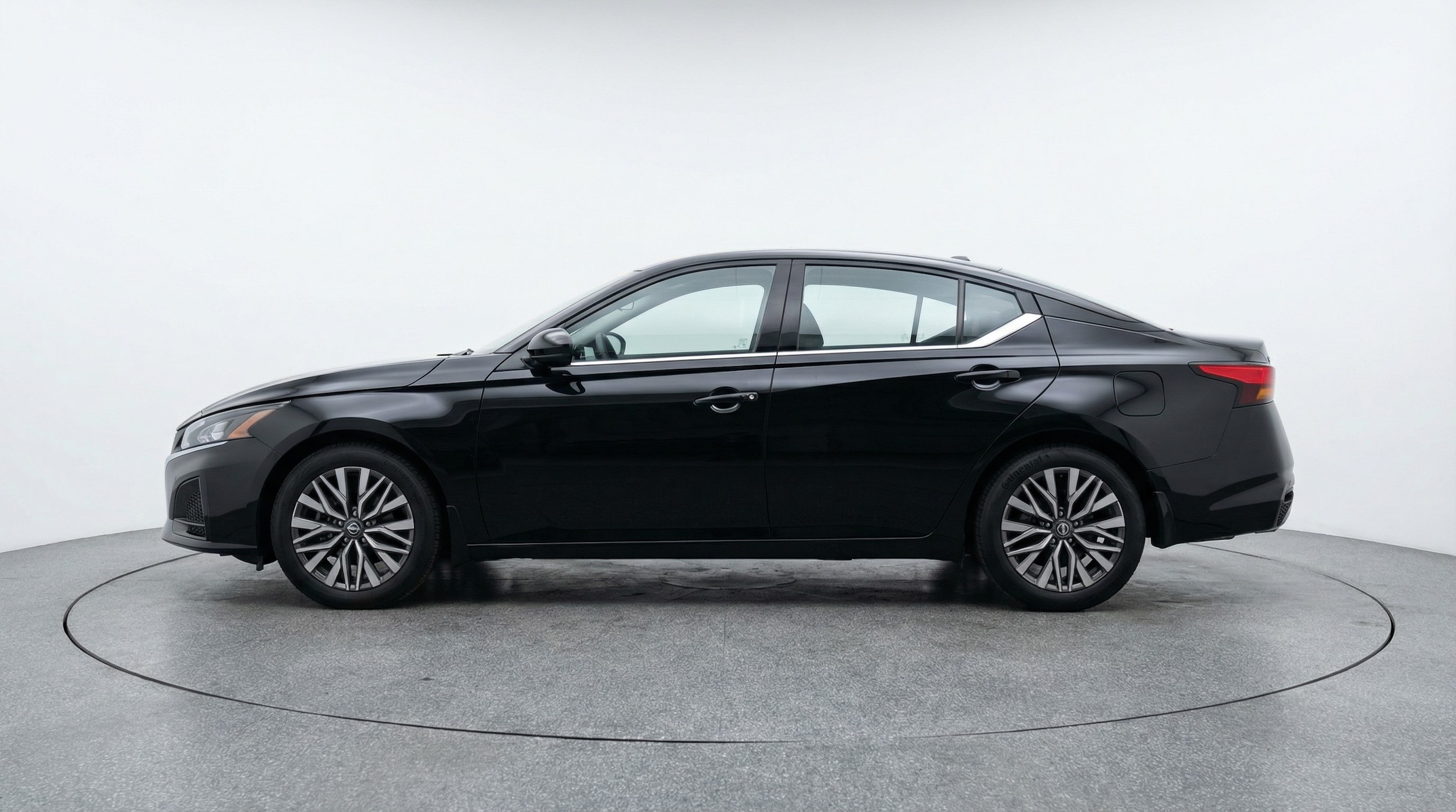 Thumbnail: 2025 Nissan Altima - 4