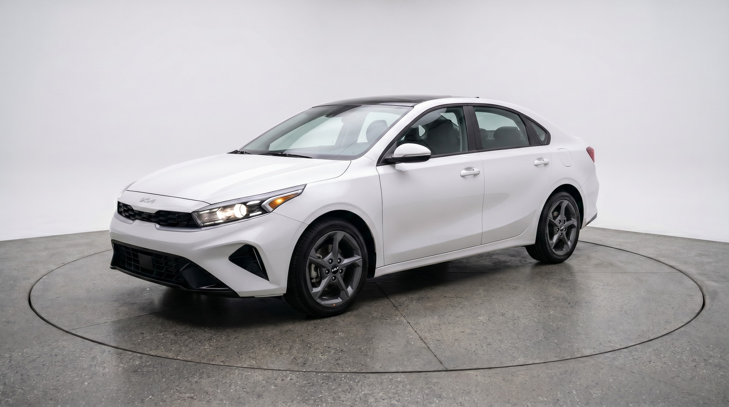 Thumbnail: 2025 Kia K4 - 3