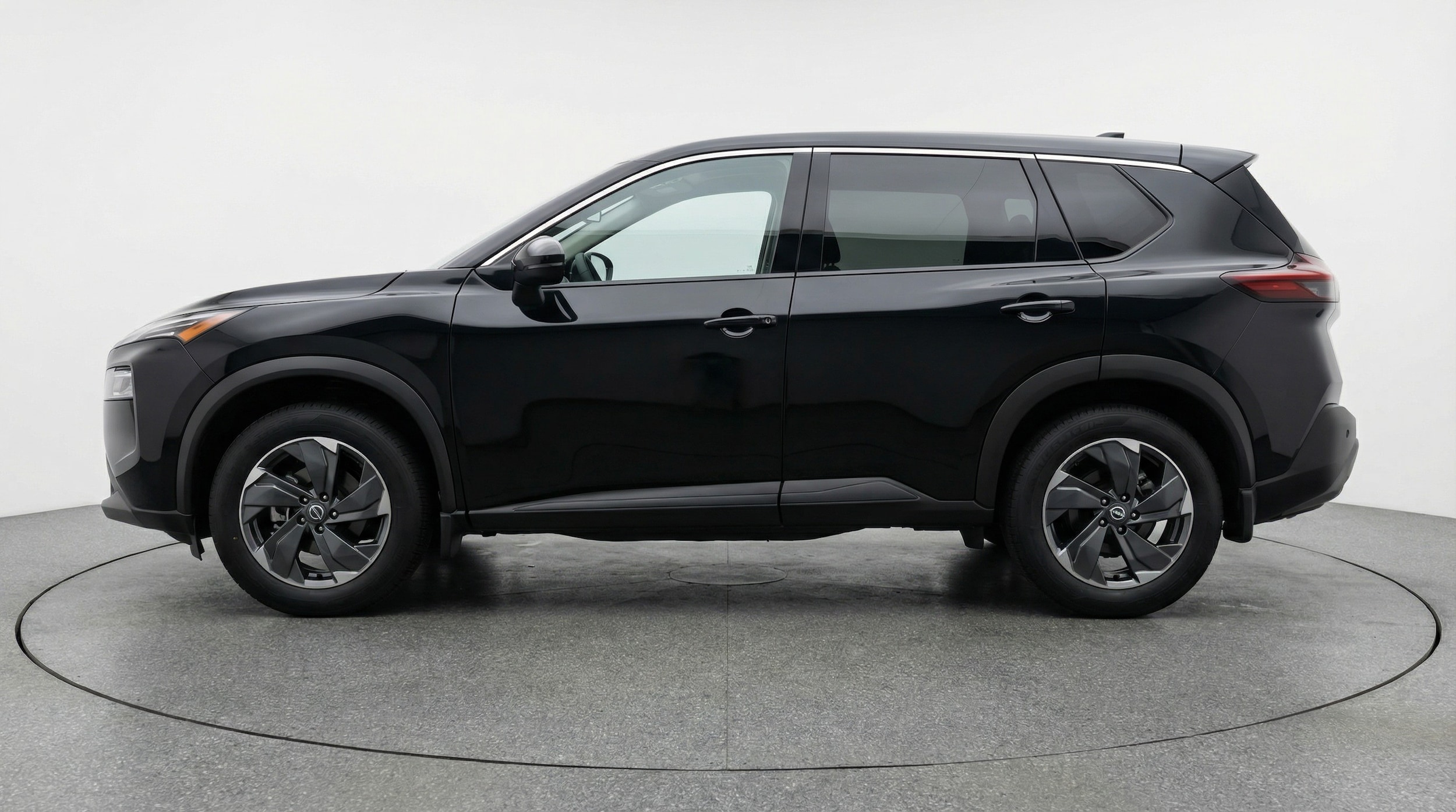 Thumbnail: 2025 Nissan Rogue - 4