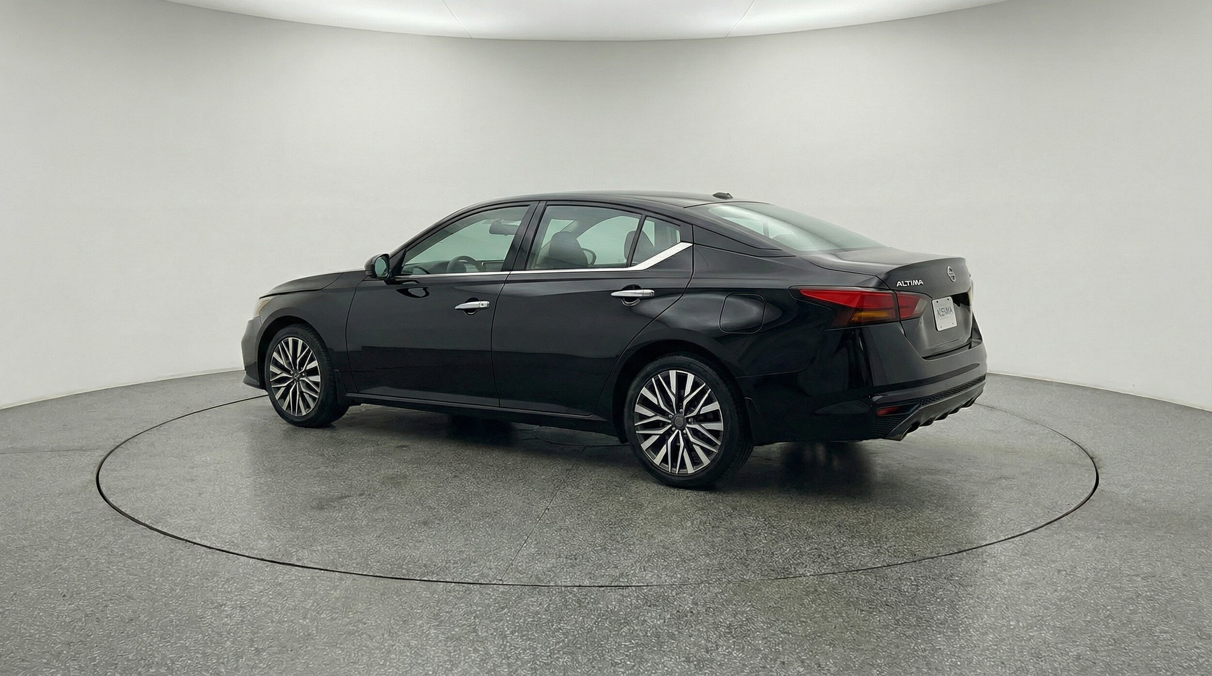 Thumbnail: 2025 Nissan Altima - 5