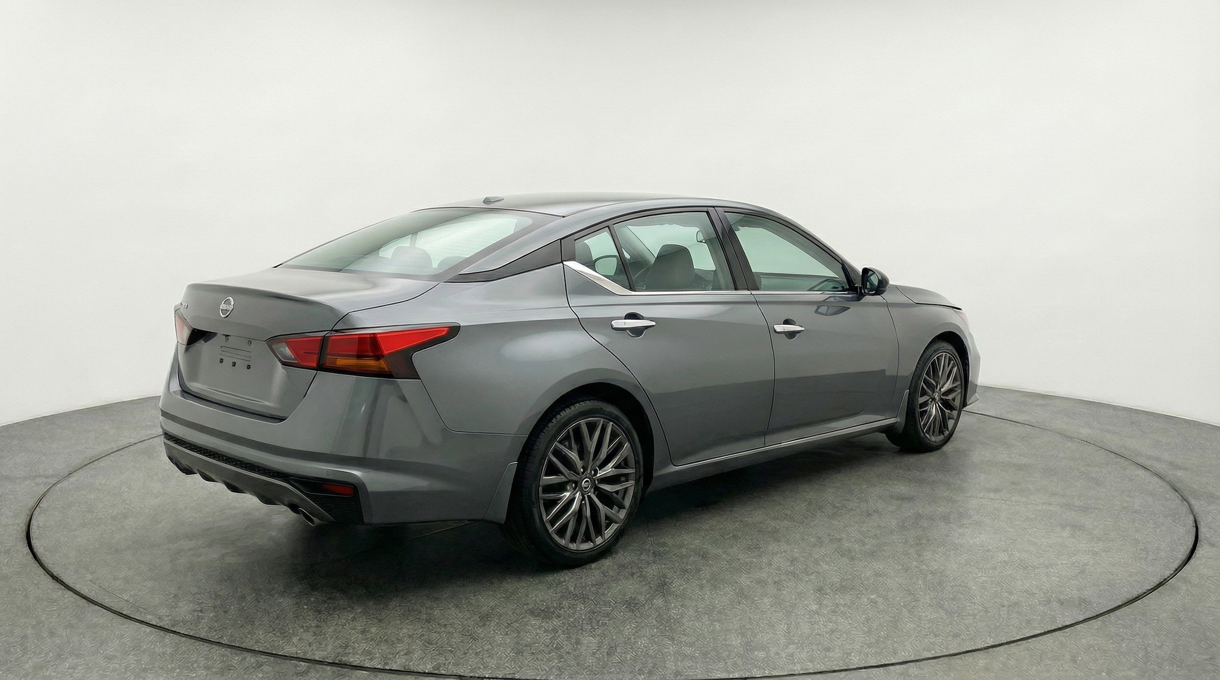 Thumbnail: 2025 Nissan Altima - 9
