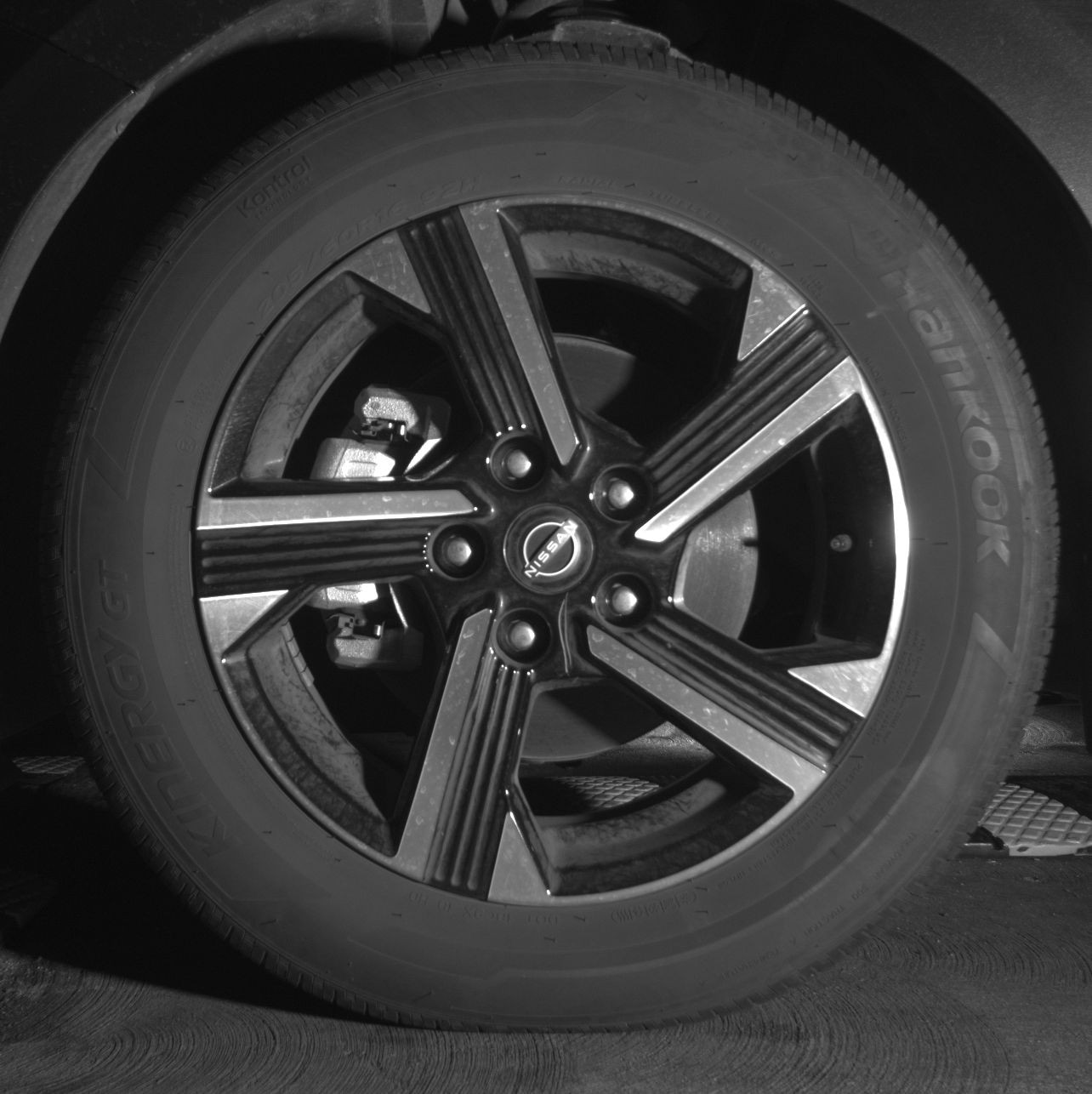 Thumbnail: 2025 Nissan Sentra - 9