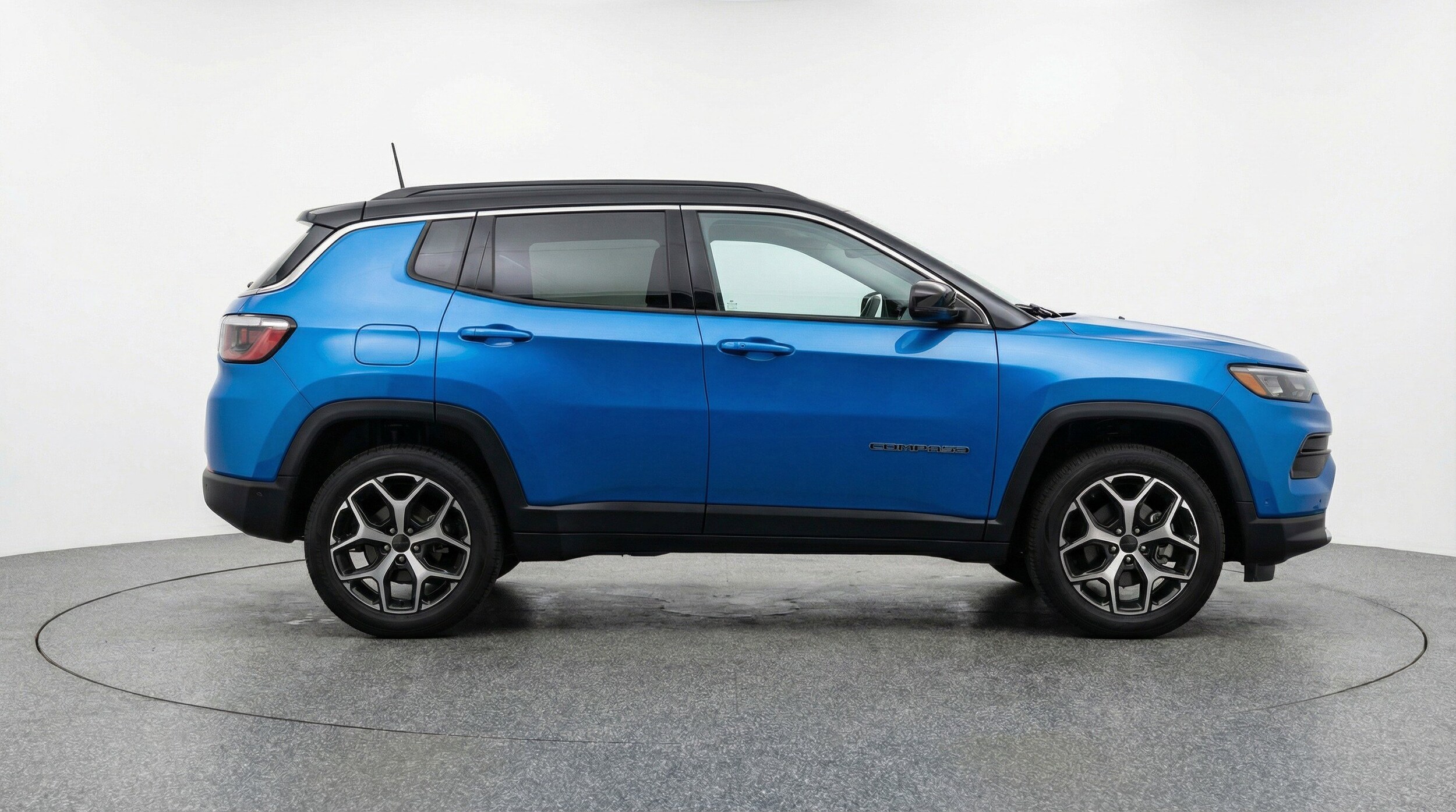 Thumbnail: 2025 Jeep Compass - 11