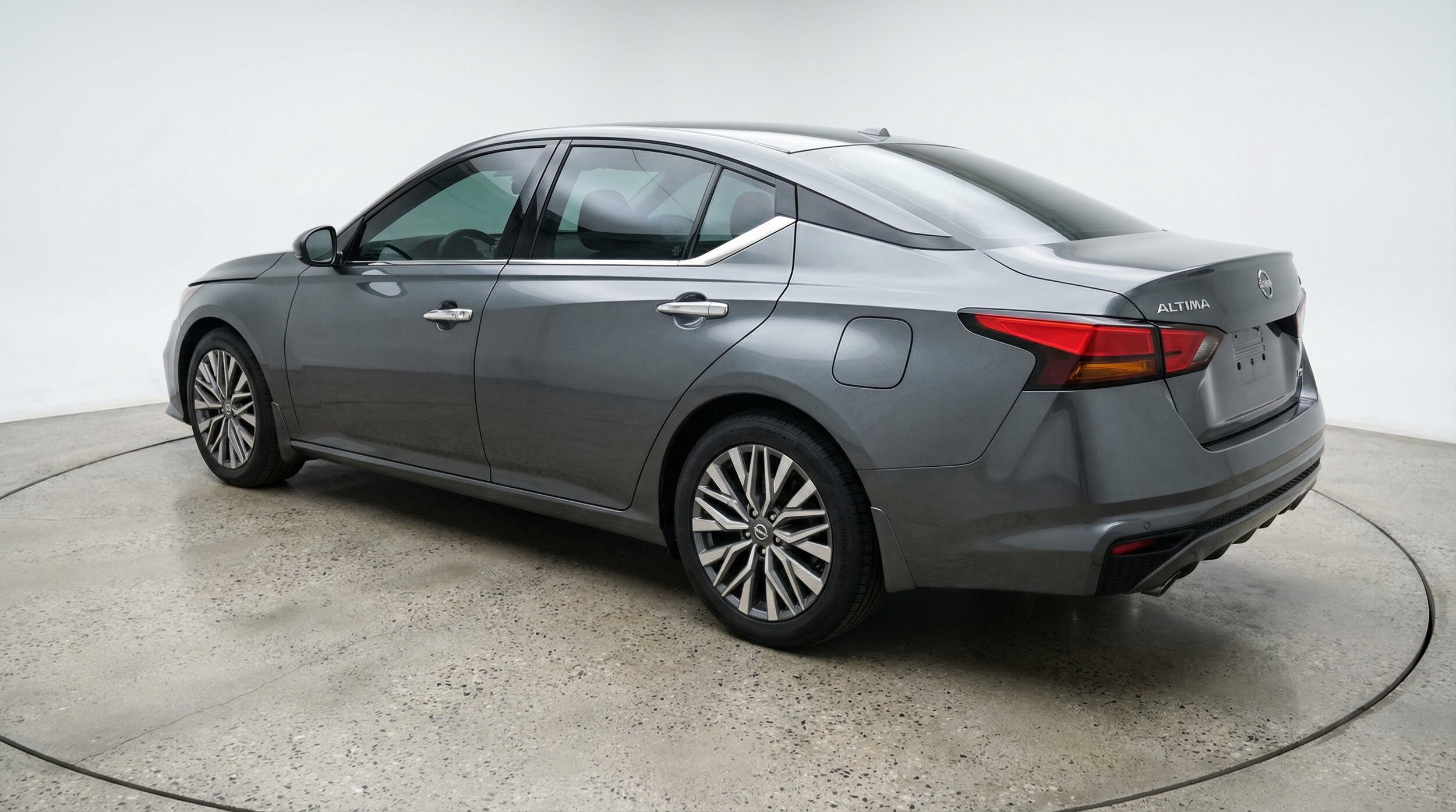 Thumbnail: 2025 Nissan Altima - 5