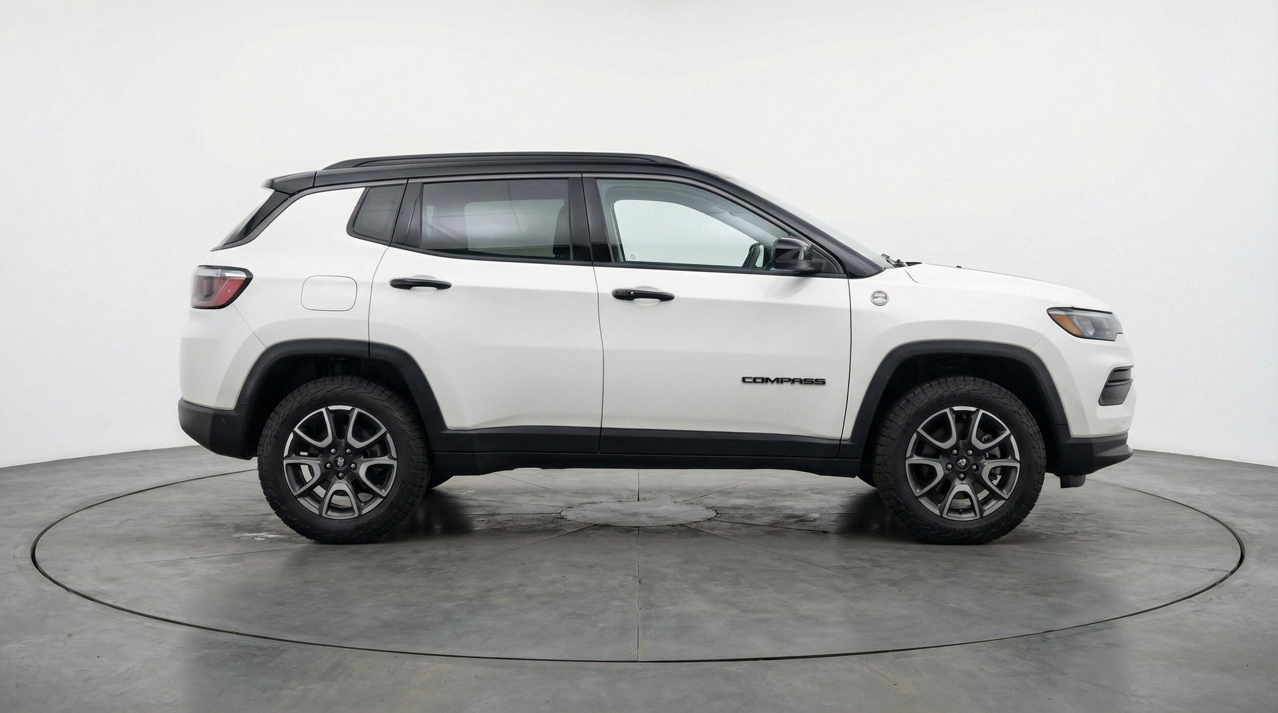 Thumbnail: 2025 Jeep Compass - 11
