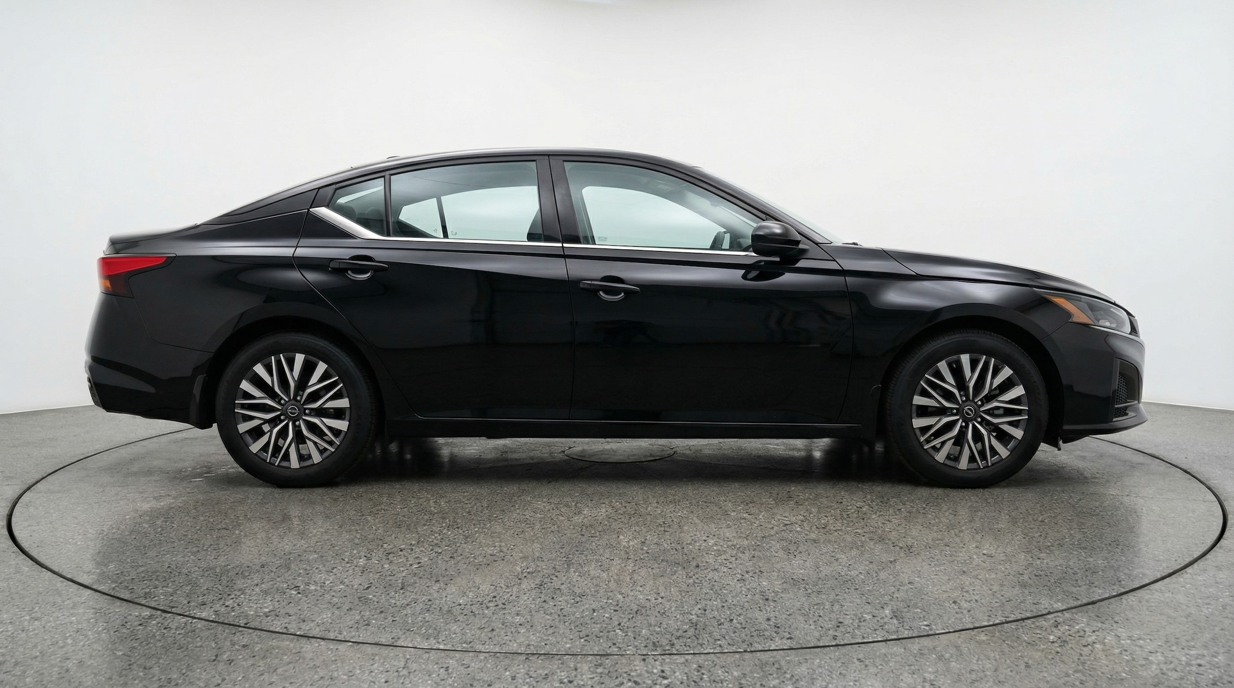 Thumbnail: 2025 Nissan Altima - 8