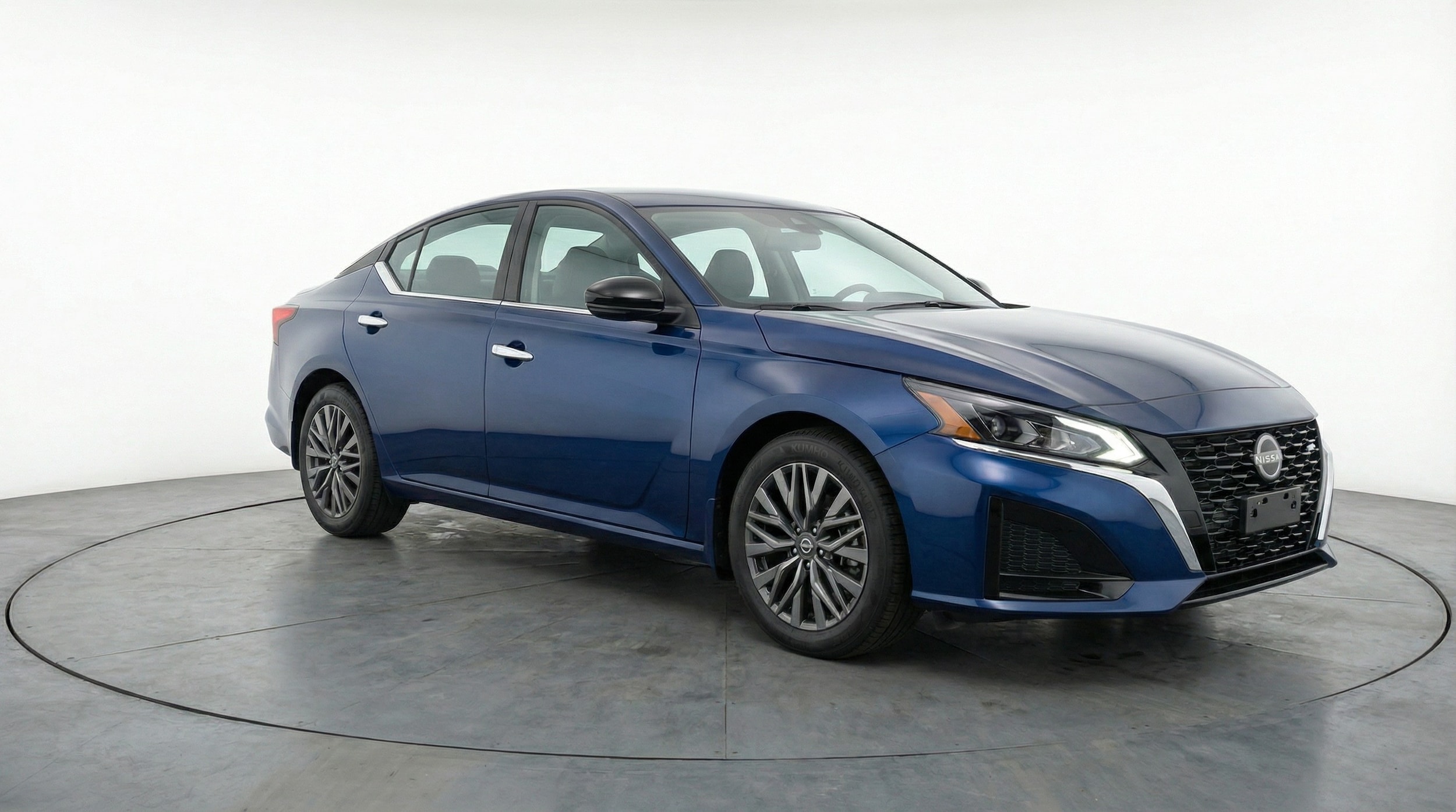 Thumbnail: 2025 Nissan Altima - 1