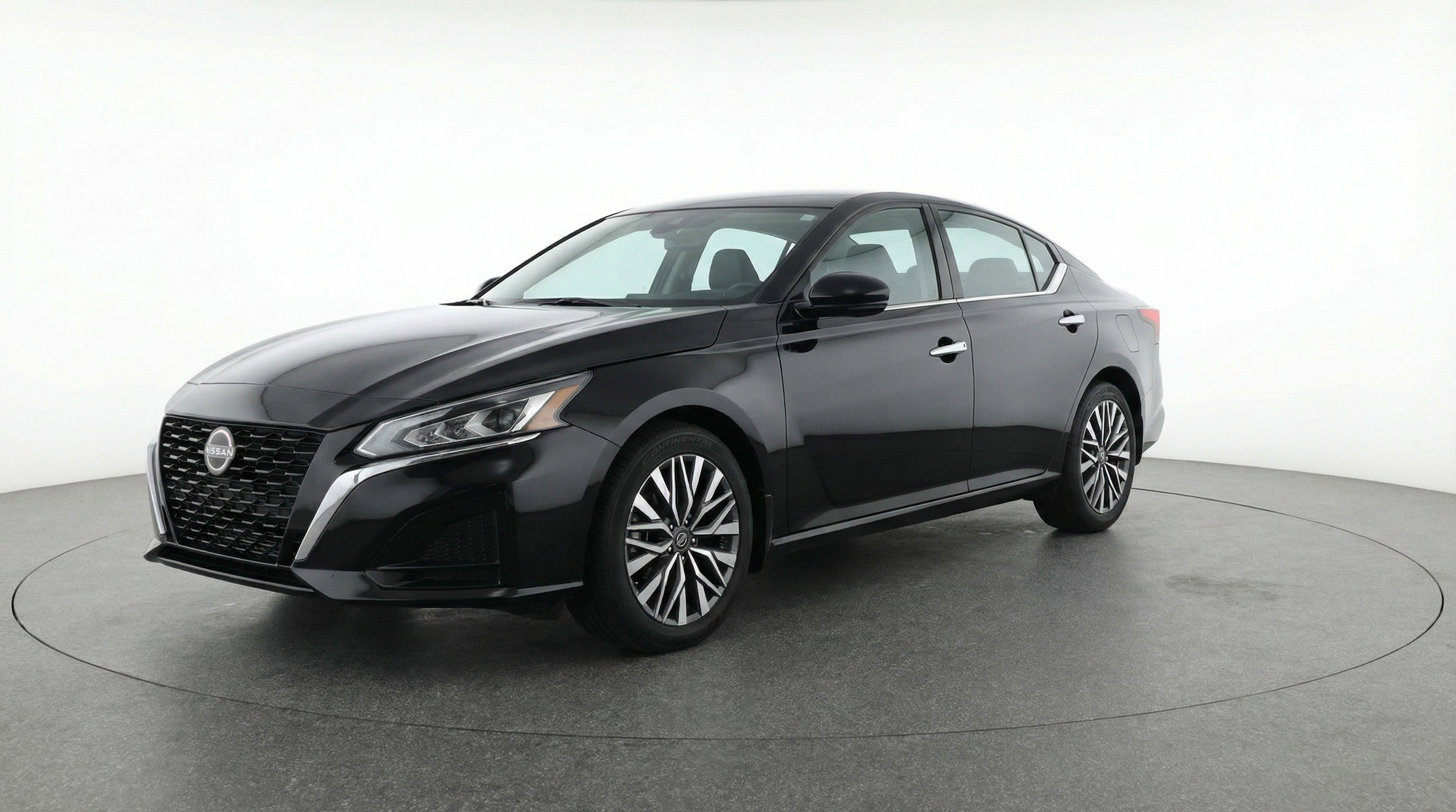 Thumbnail: 2025 Nissan Altima - 3