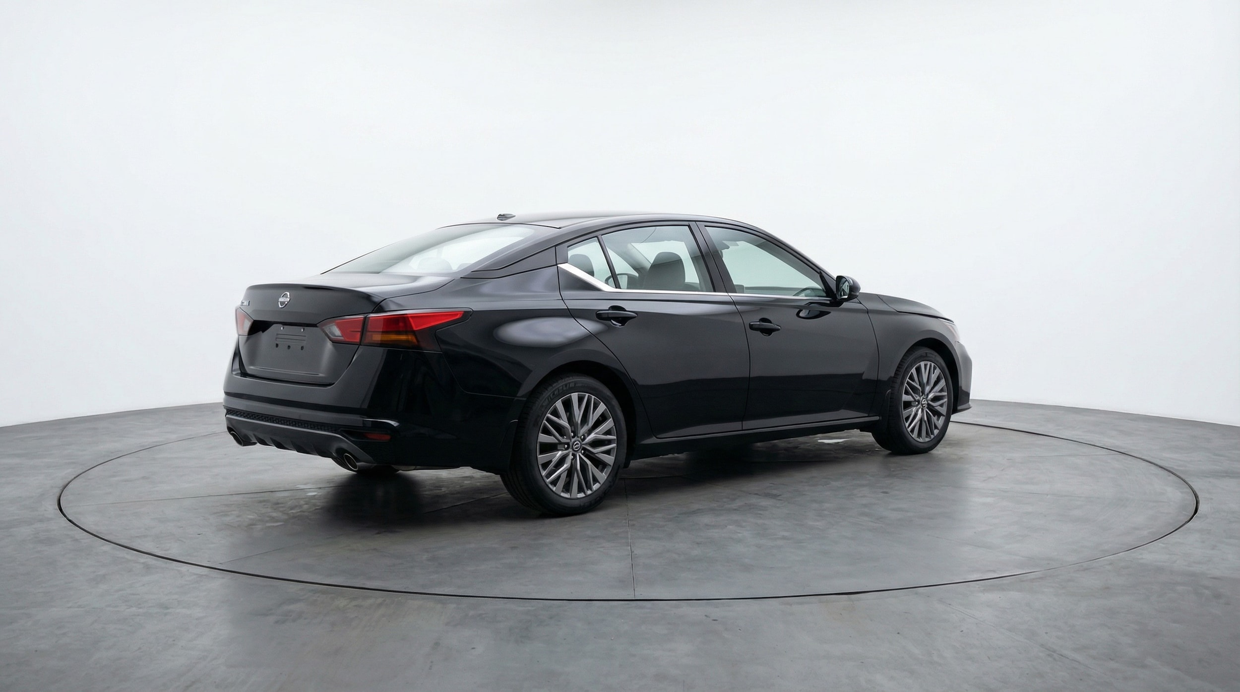 Thumbnail: 2025 Nissan Altima - 7