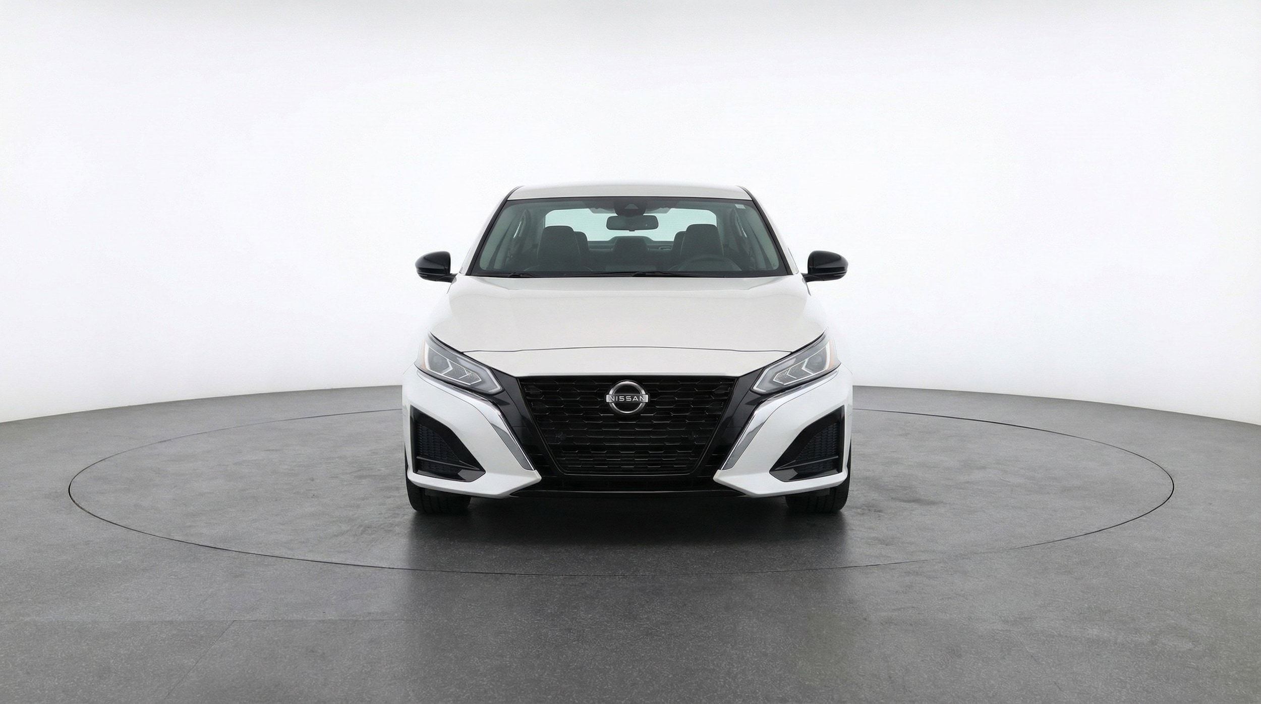 Thumbnail: 2025 Nissan Altima - 2