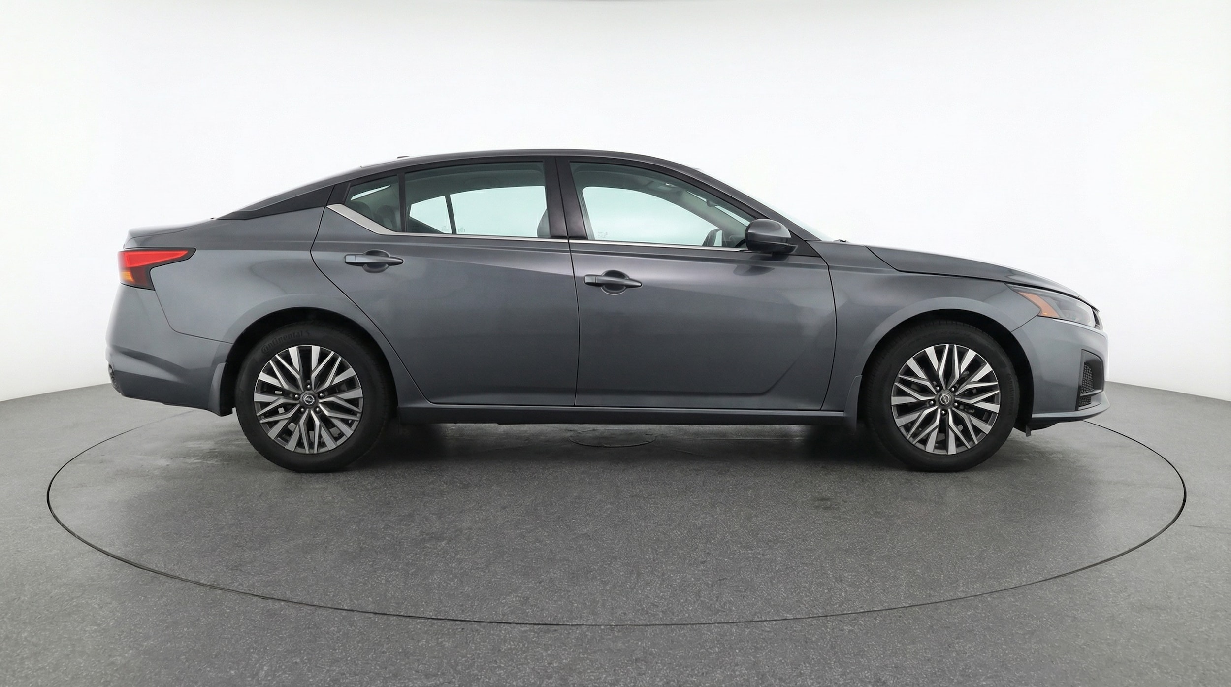 Thumbnail: 2025 Nissan Altima - 8