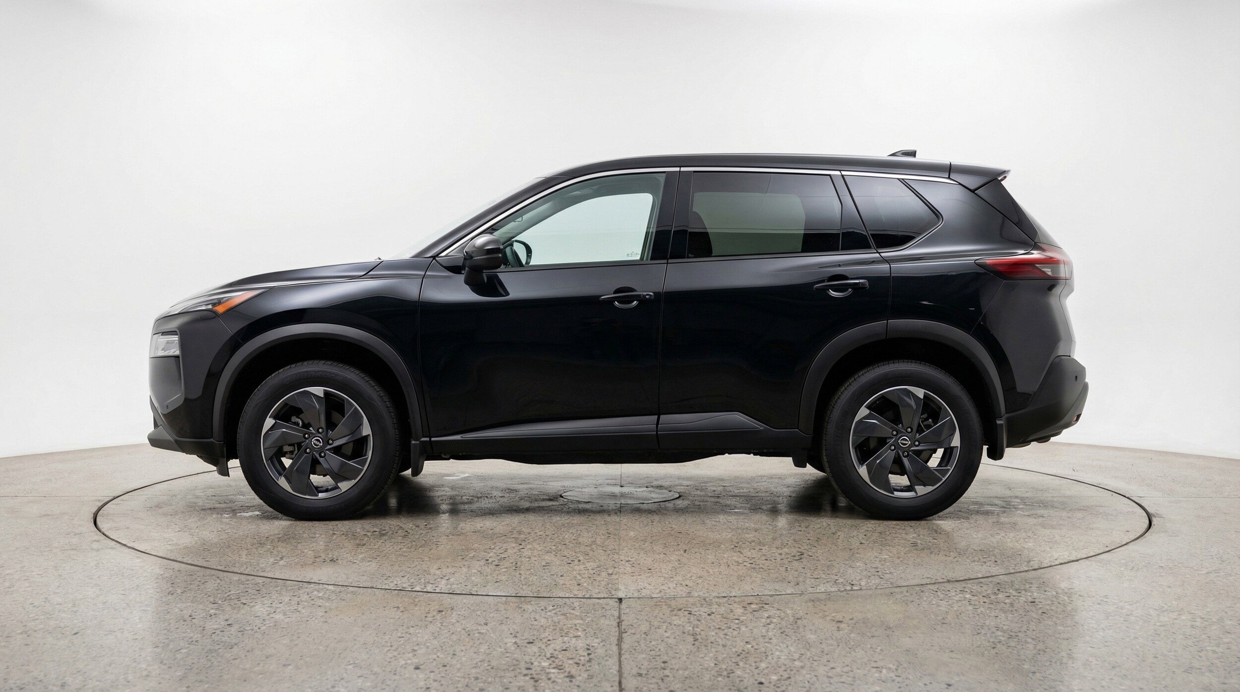 Thumbnail: 2025 Nissan Rogue - 5