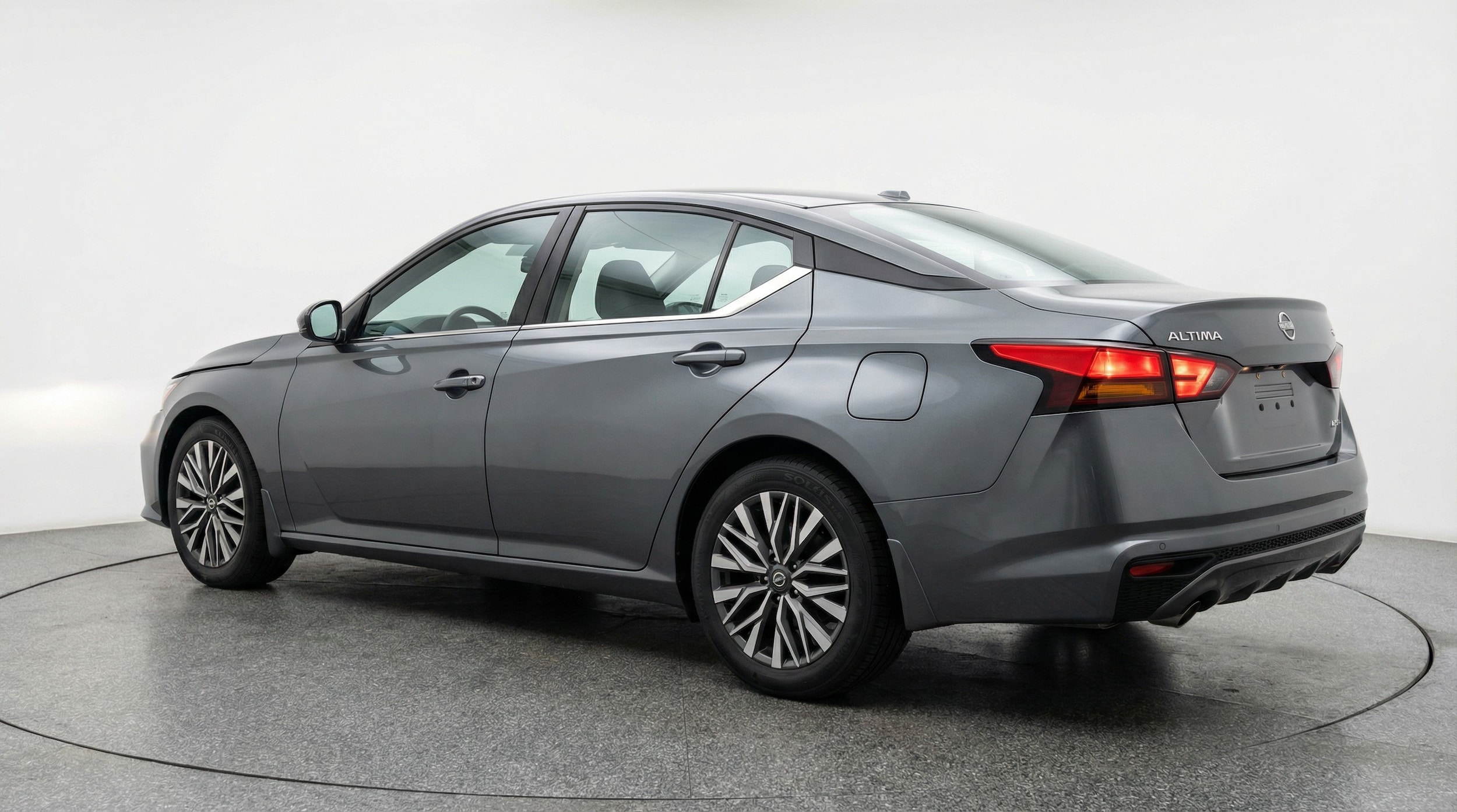 Thumbnail: 2025 Nissan Altima - 5