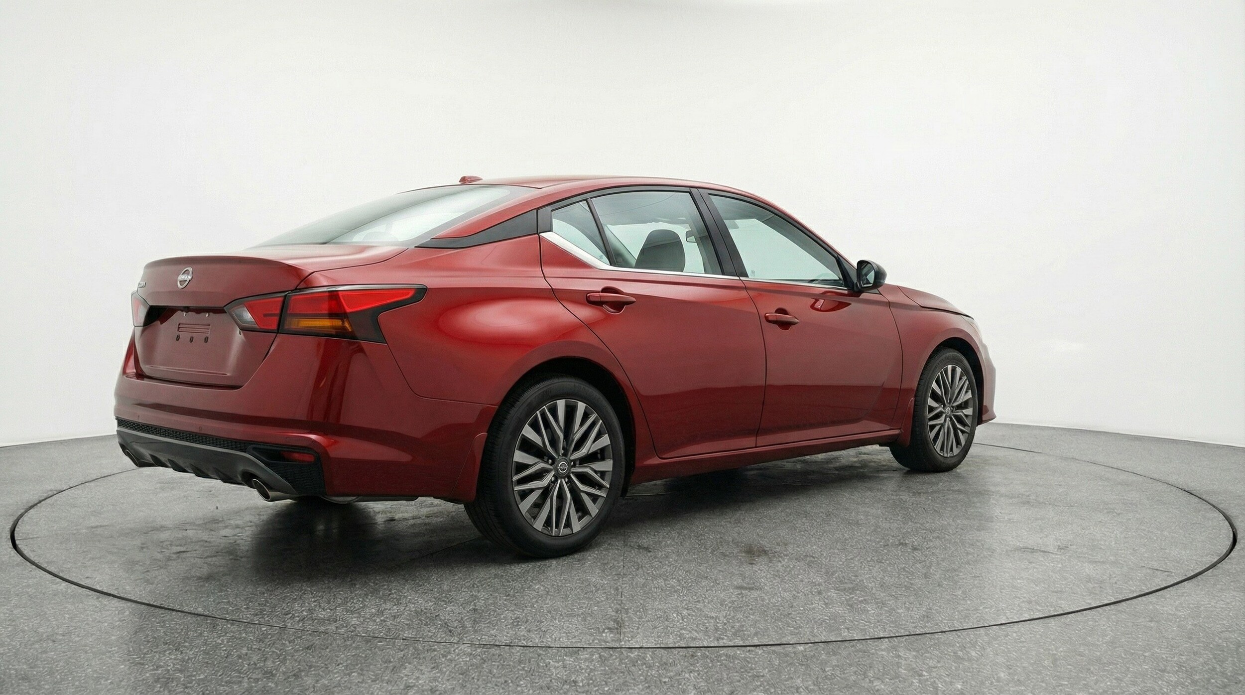 Thumbnail: 2025 Nissan Altima - 9