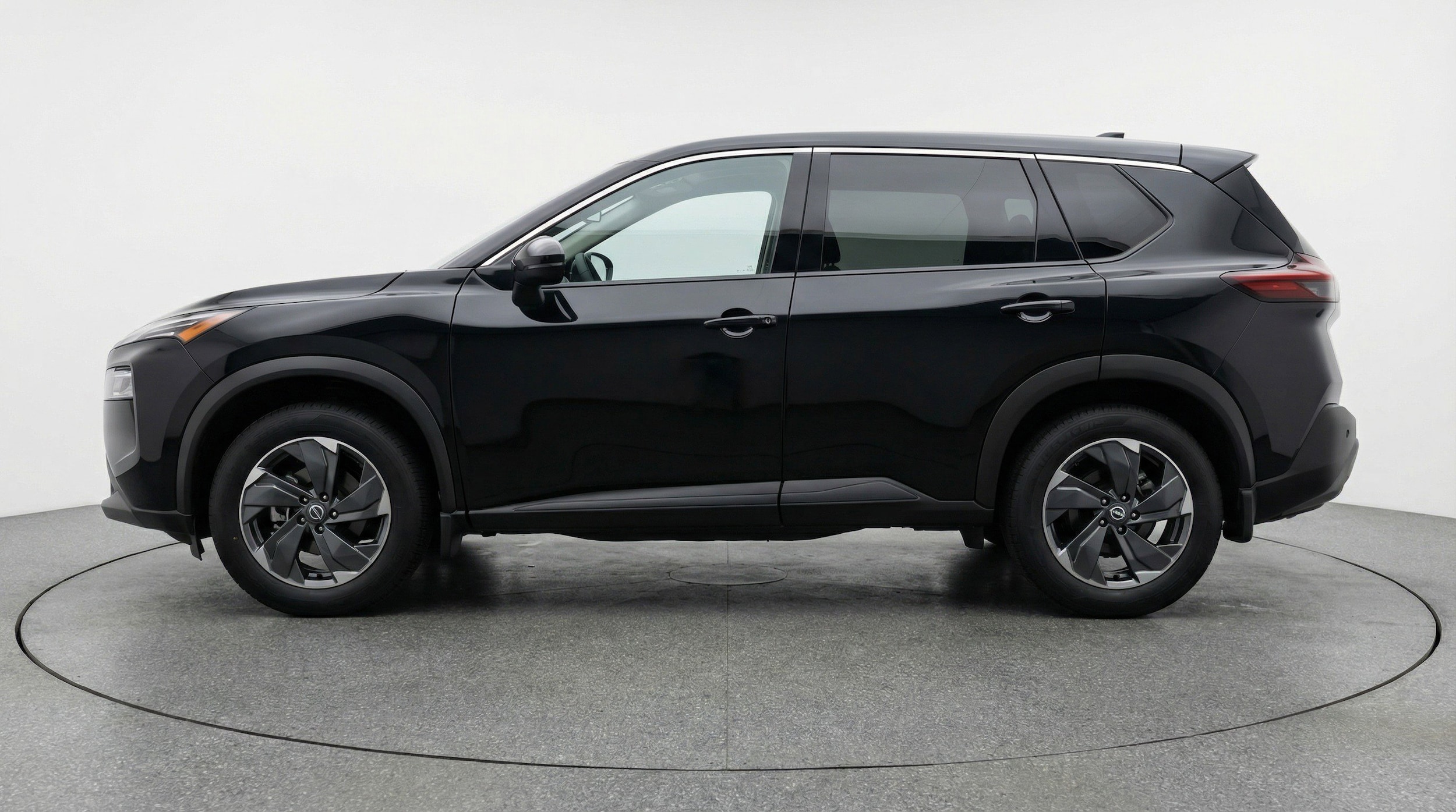 Thumbnail: 2025 Nissan Rogue - 5