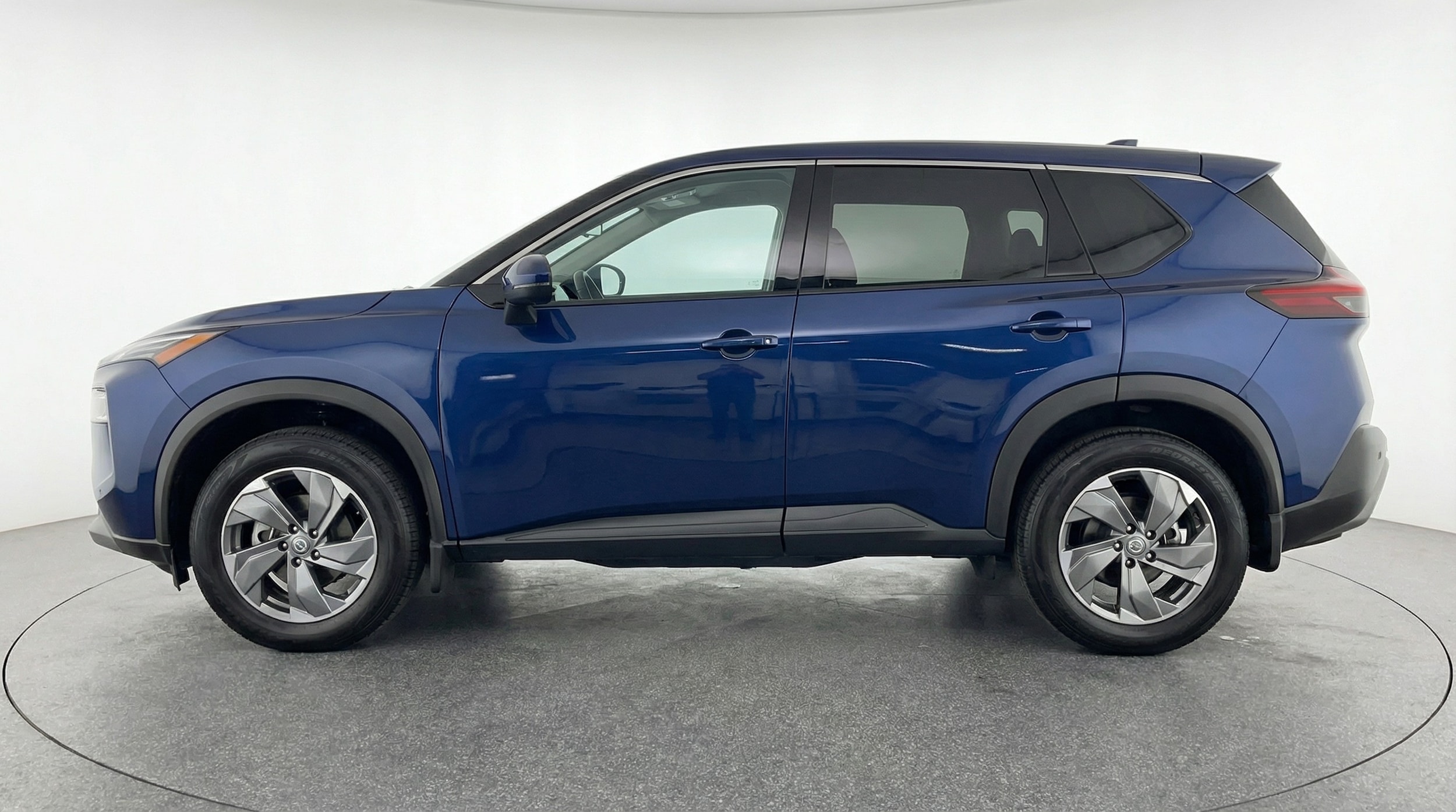 Thumbnail: 2025 Nissan Rogue - 4