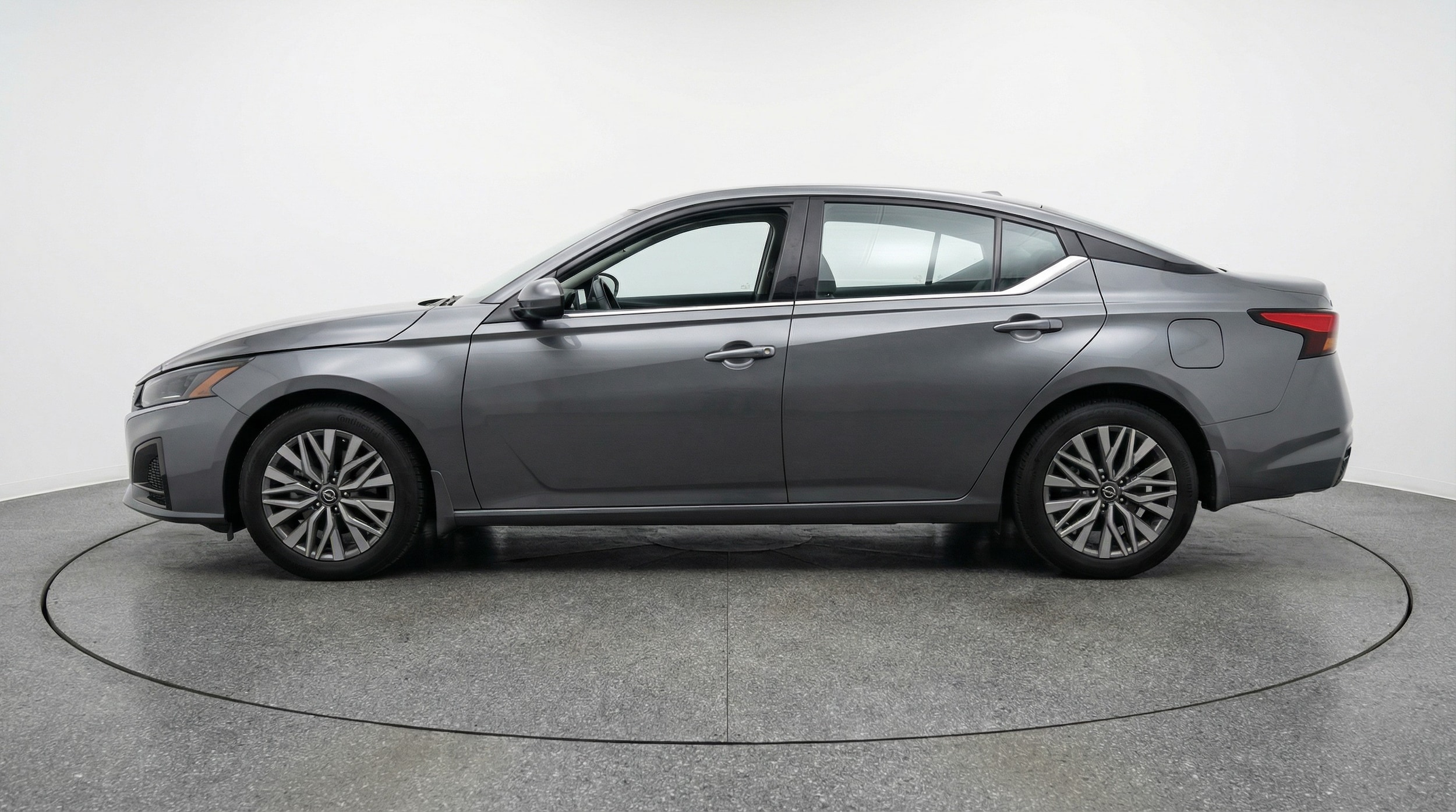 Thumbnail: 2025 Nissan Altima - 4