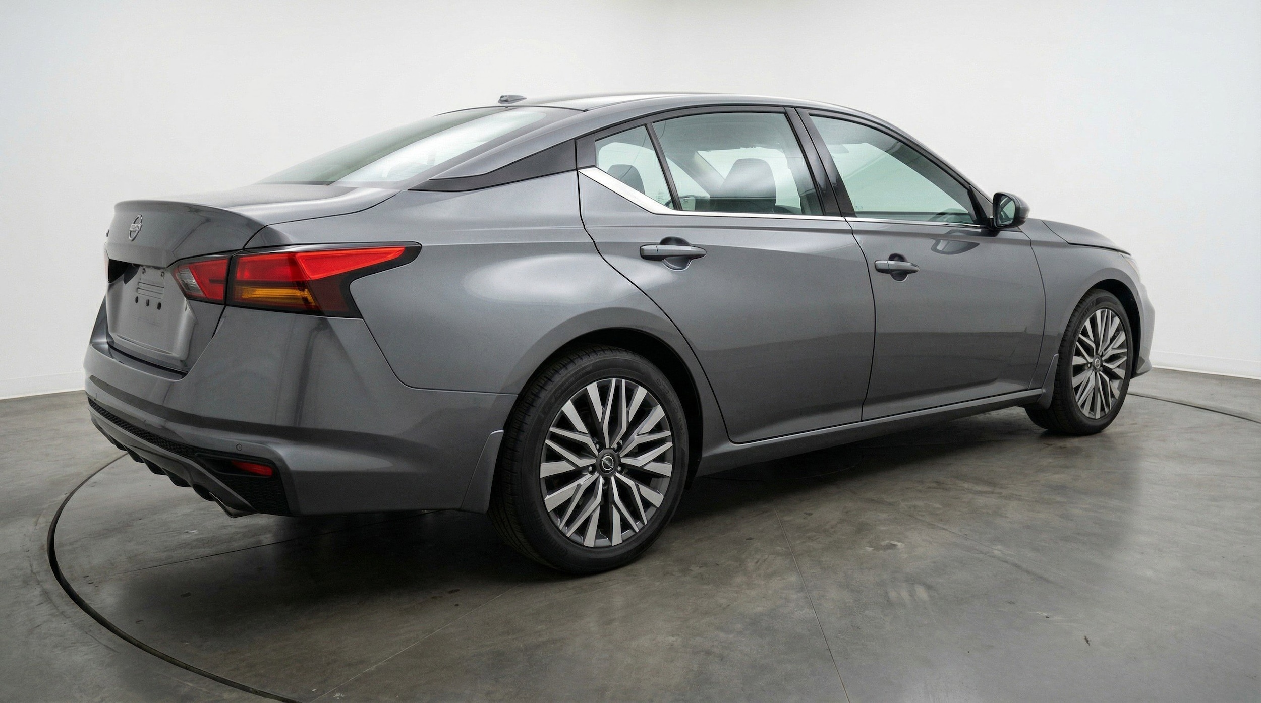 Thumbnail: 2025 Nissan Altima - 9