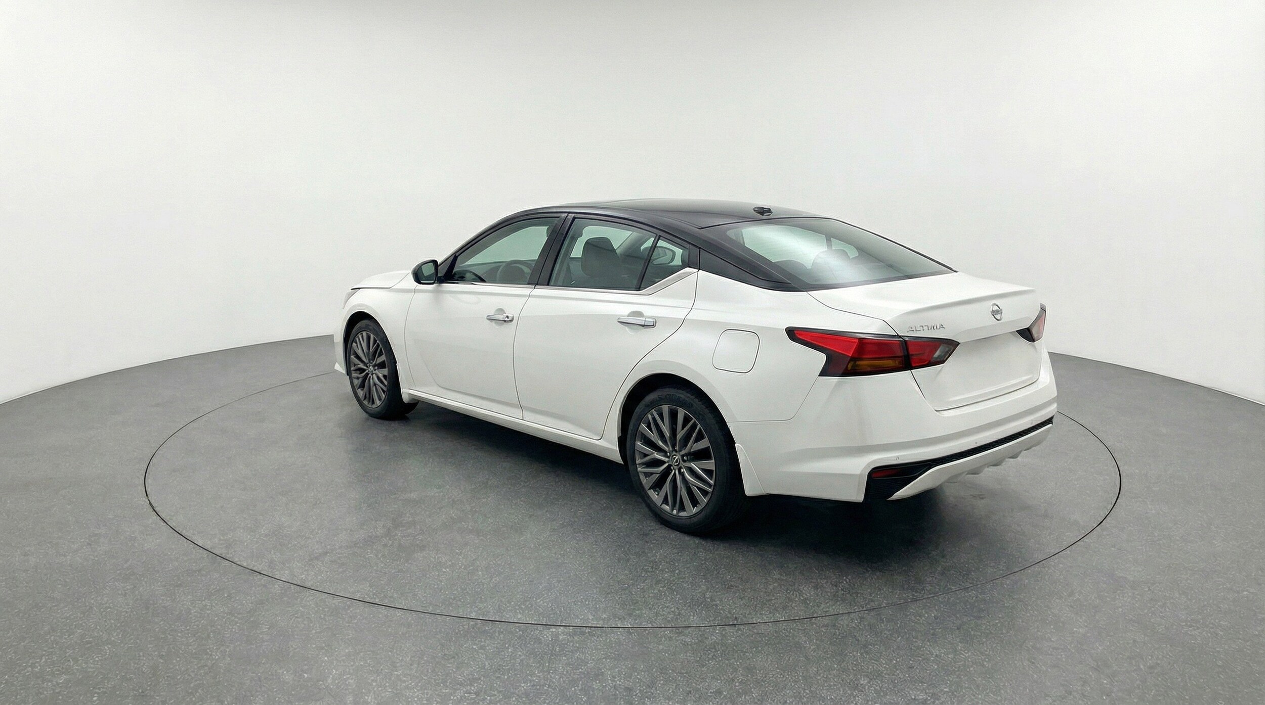 Thumbnail: 2025 Nissan Altima - 6