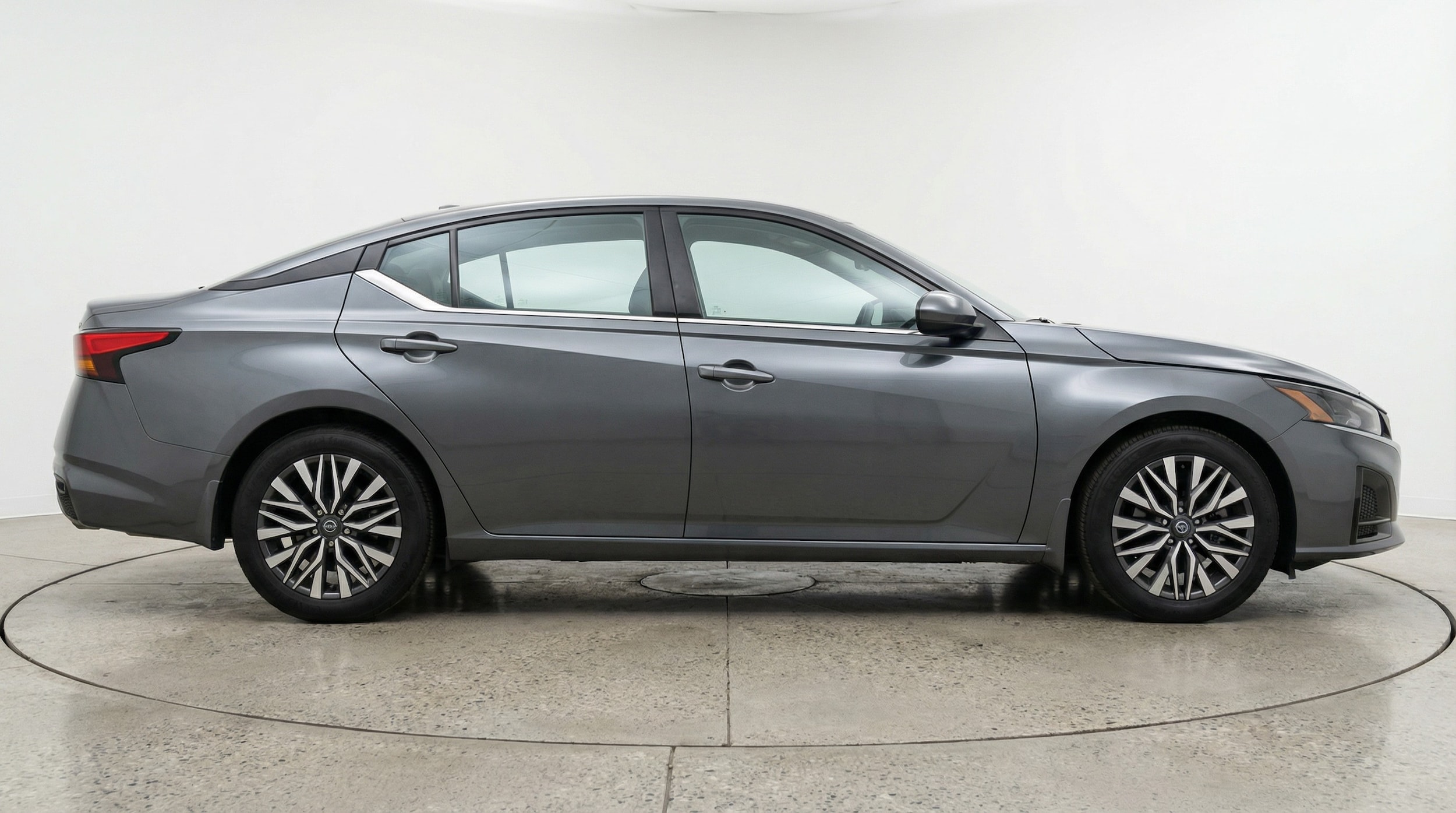 Thumbnail: 2025 Nissan Altima - 8