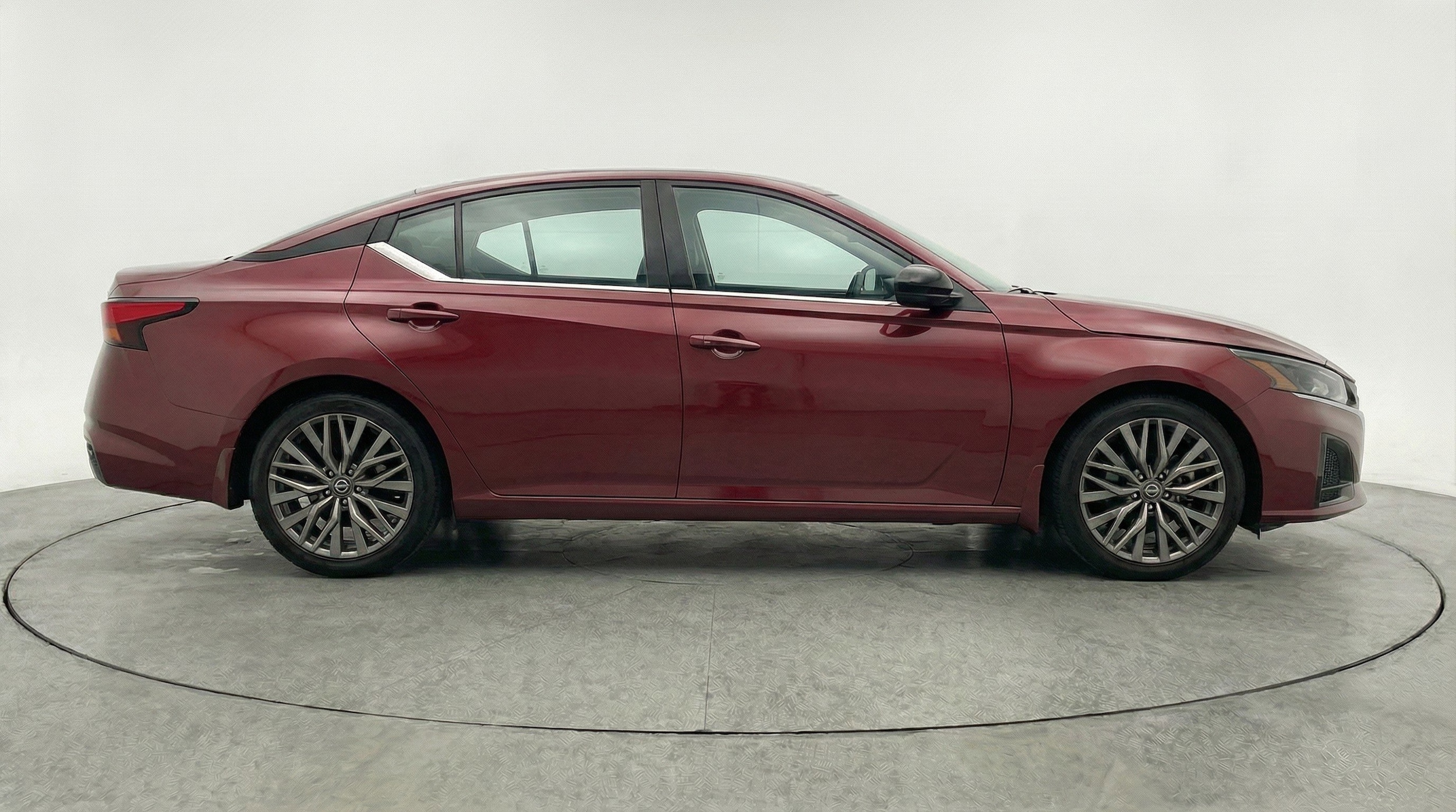 Thumbnail: 2025 Nissan Altima - 11