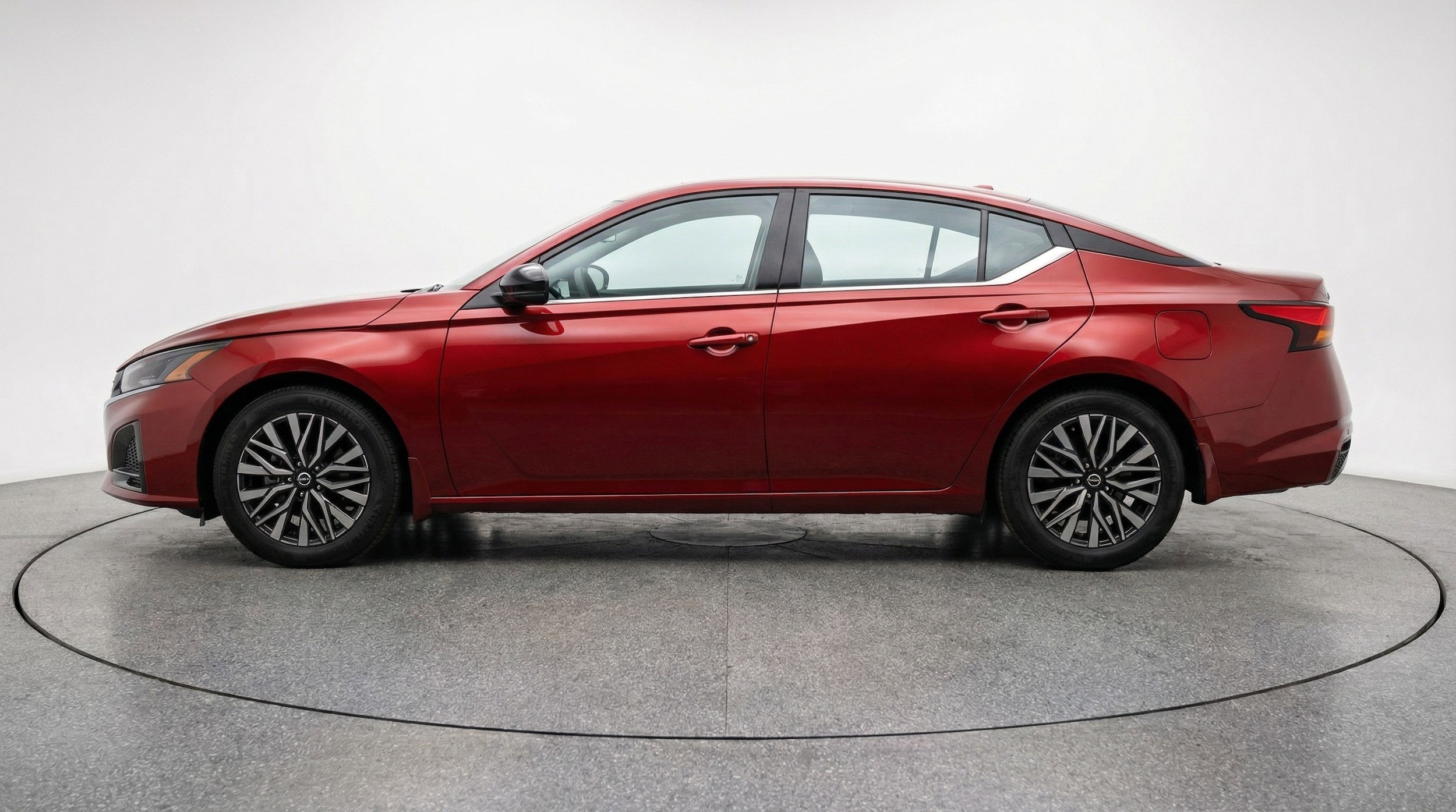 Thumbnail: 2025 Nissan Altima - 5