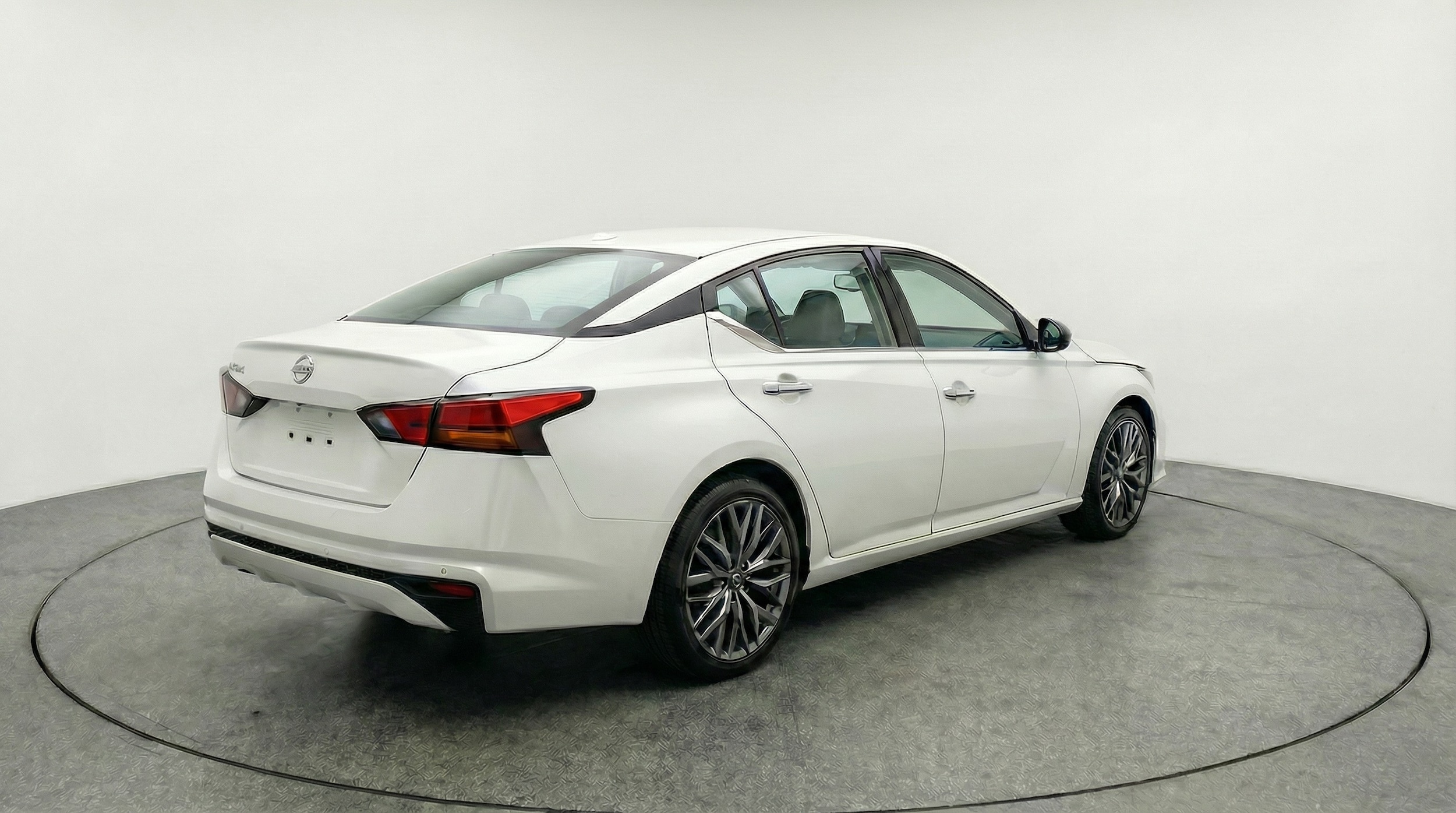 Thumbnail: 2025 Nissan Altima - 7