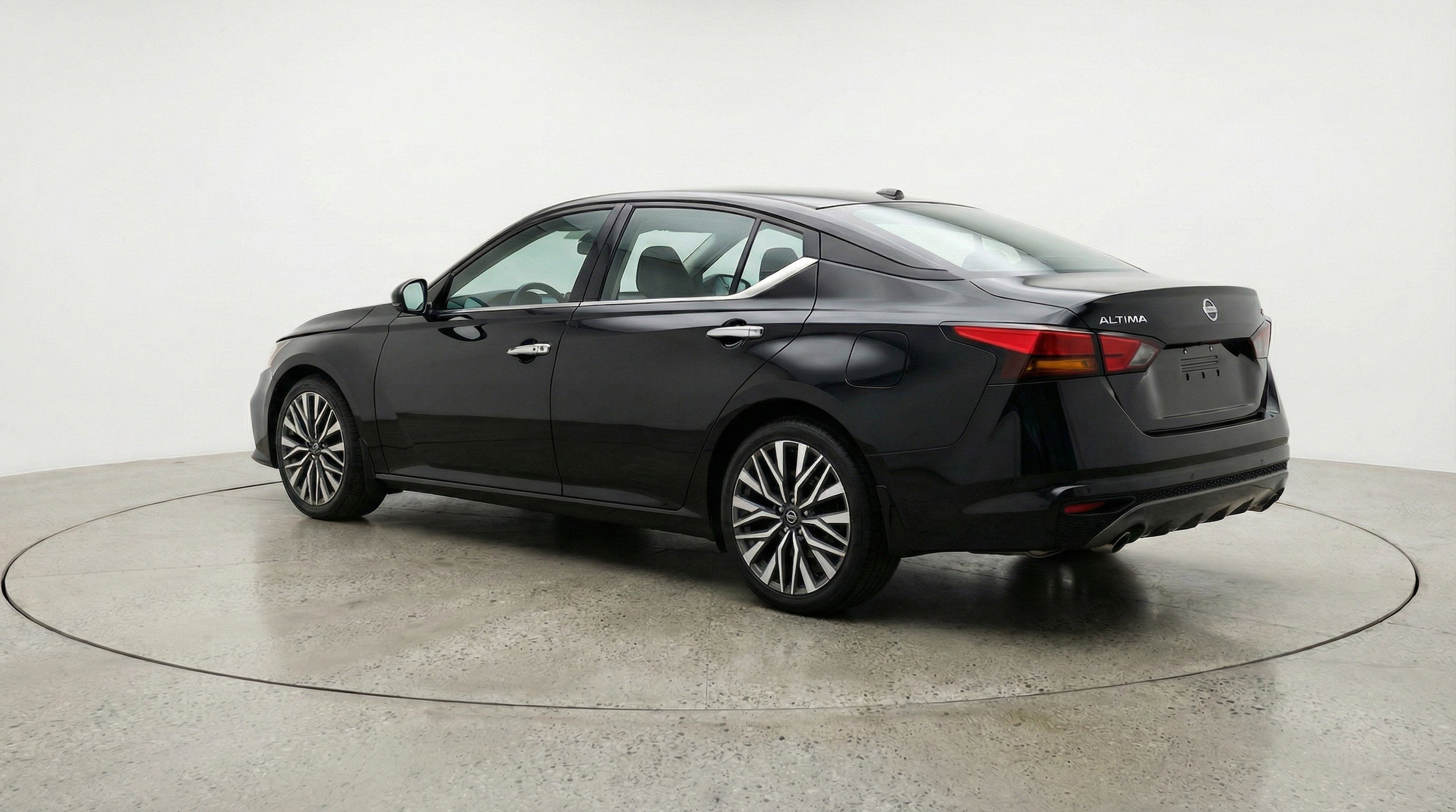 Thumbnail: 2025 Nissan Altima - 6