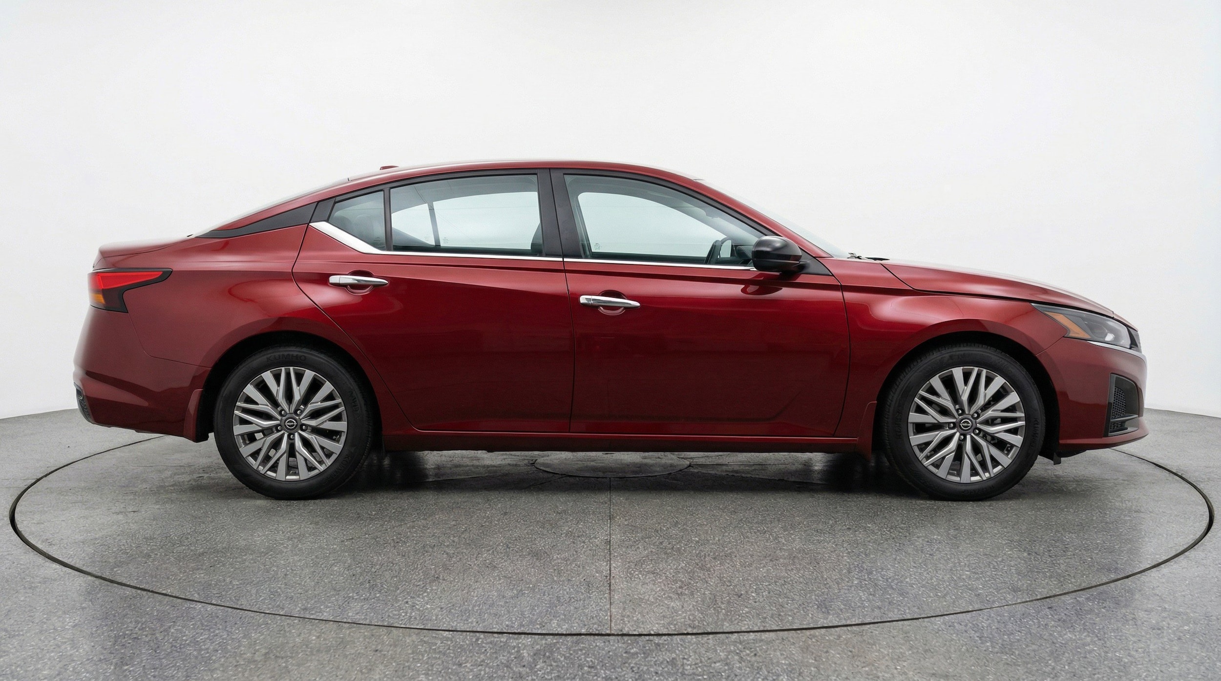Thumbnail: 2025 Nissan Altima - 11