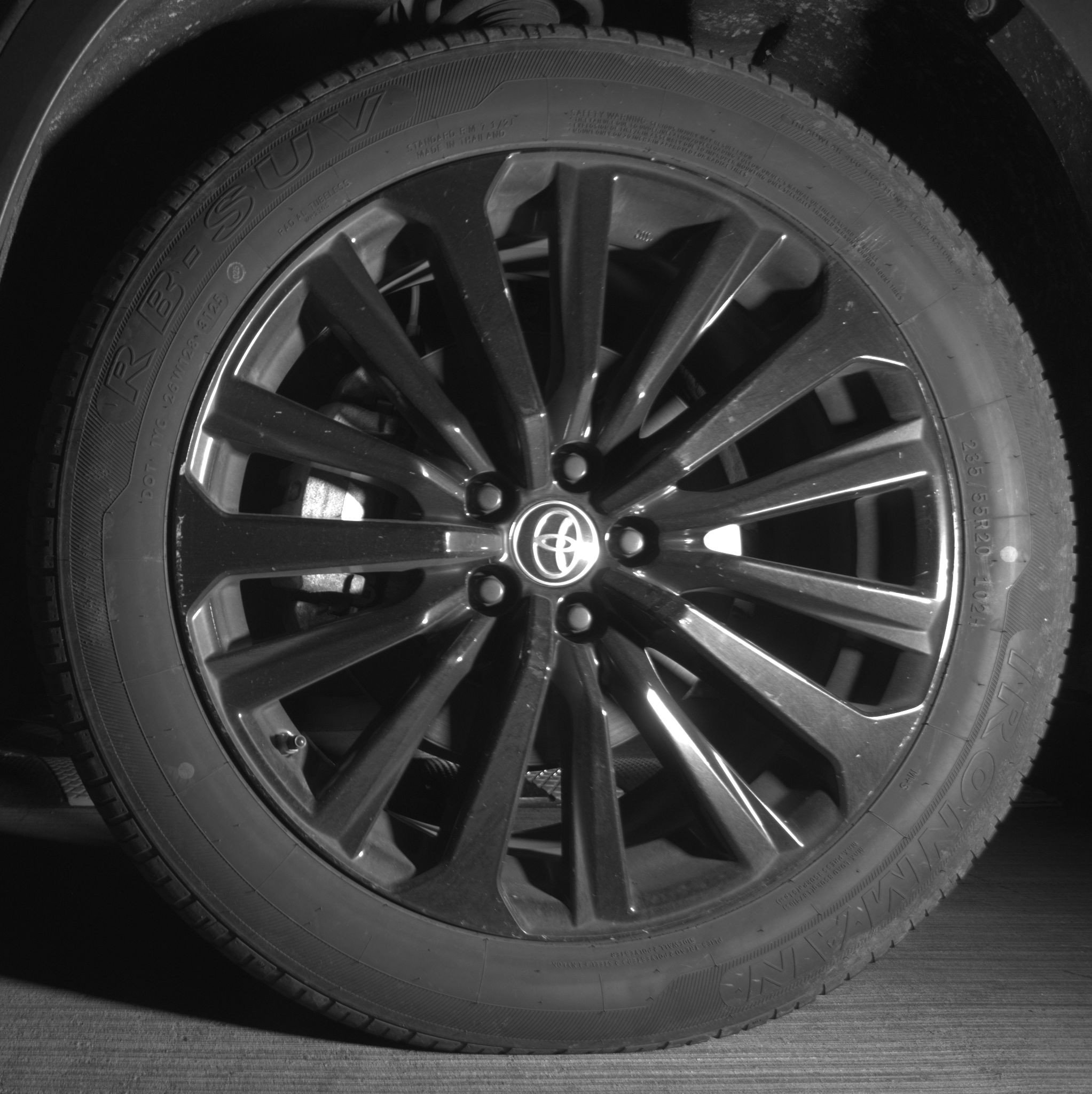 Thumbnail: 2025 Toyota Highlander - 12