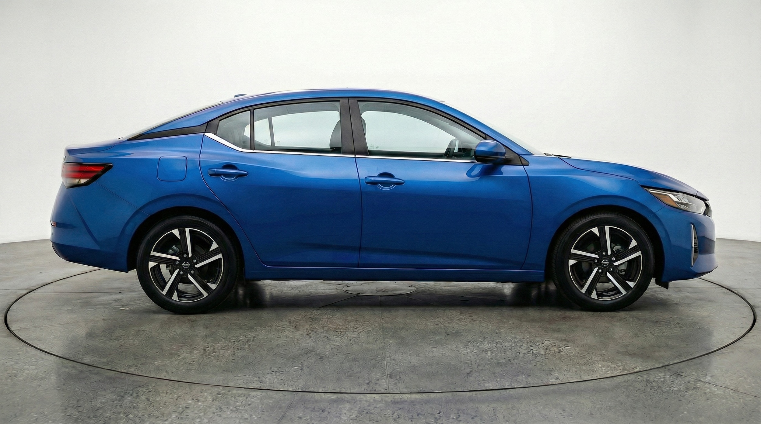 Thumbnail: 2025 Nissan Sentra - 8