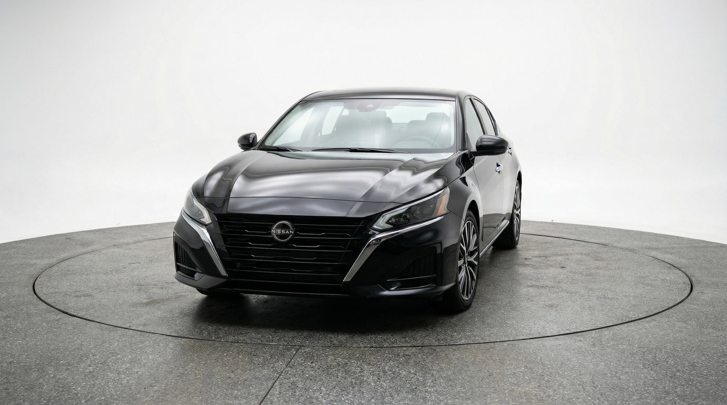 Thumbnail: 2025 Nissan Altima - 2