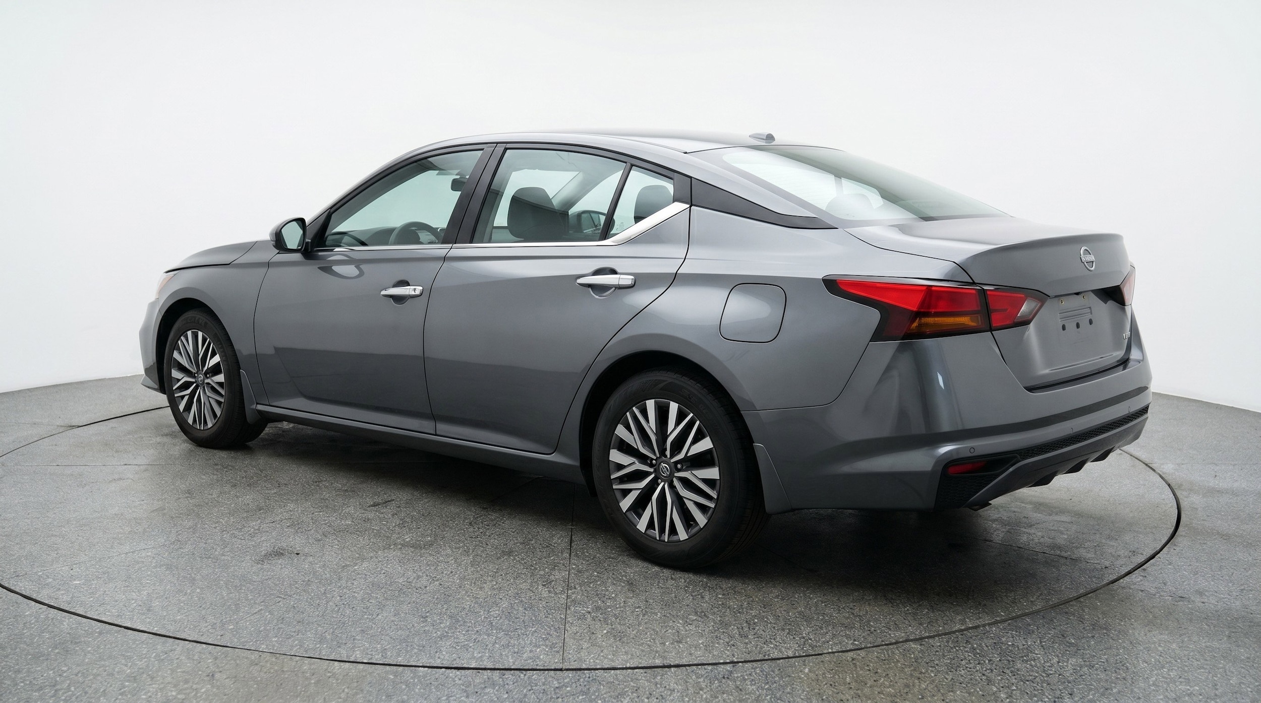 Thumbnail: 2025 Nissan Altima - 6