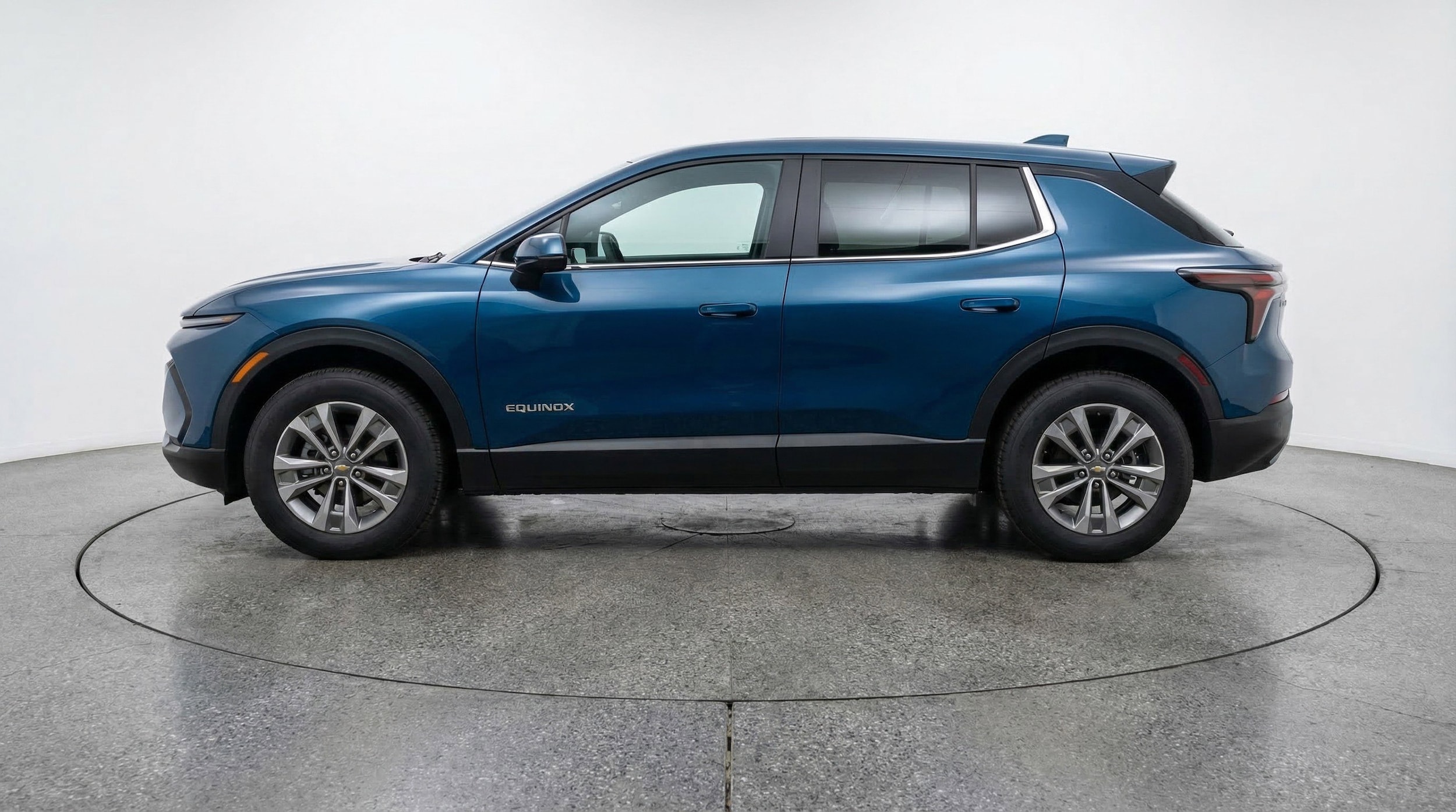 Thumbnail: 2025 Chevrolet Equinox - 5