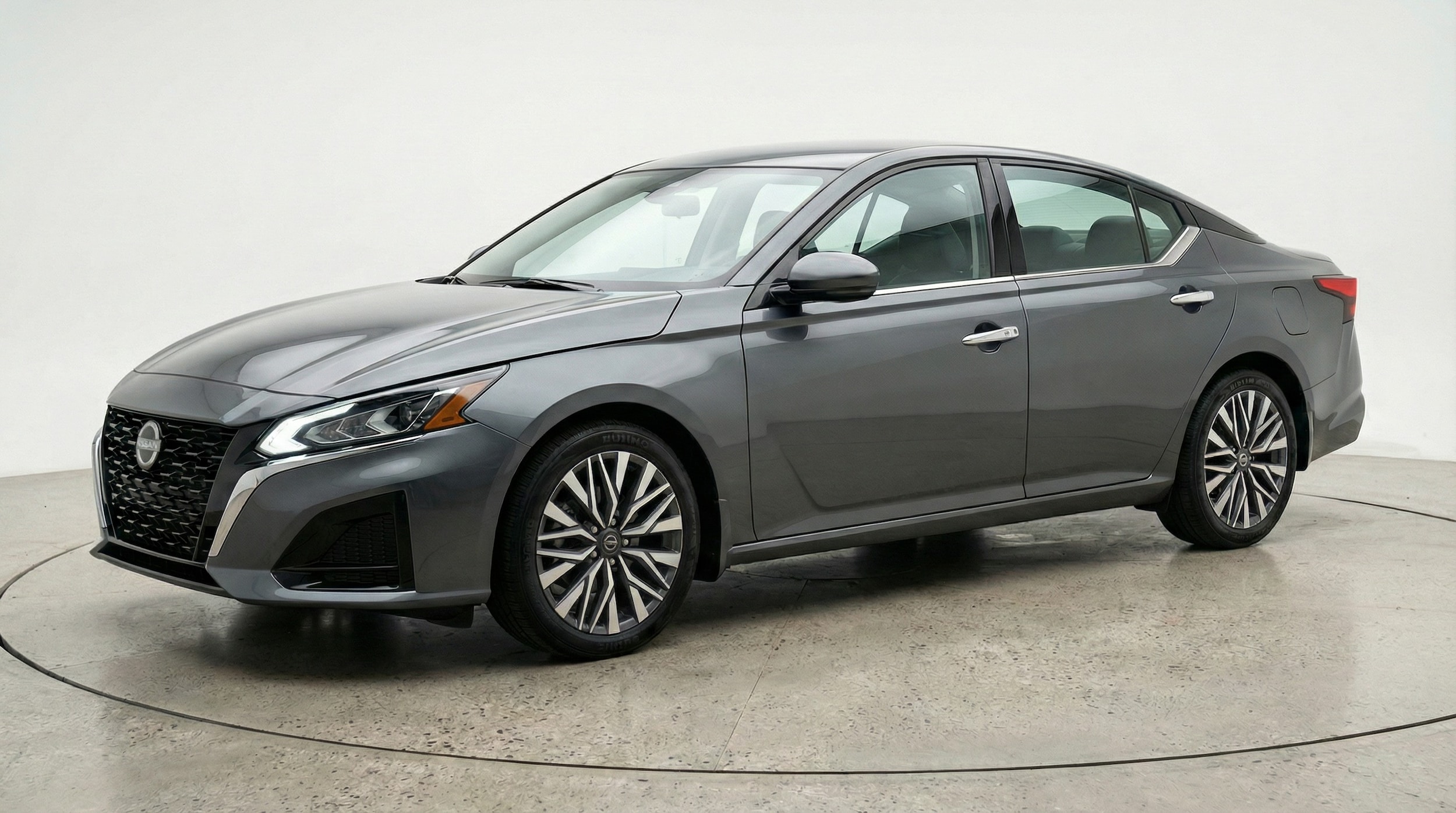 Thumbnail: 2025 Nissan Altima - 3