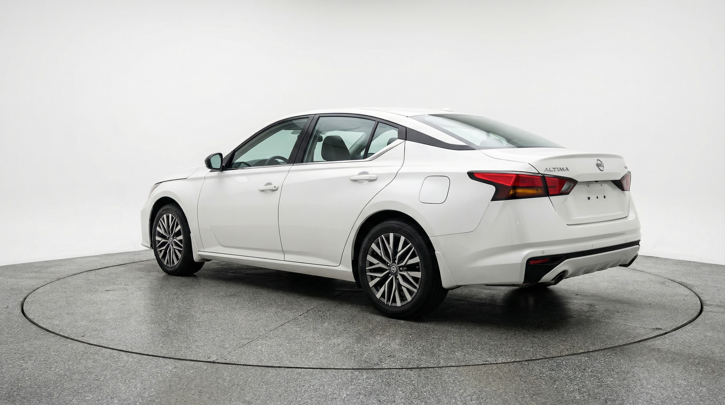 Thumbnail: 2025 Nissan Altima - 5